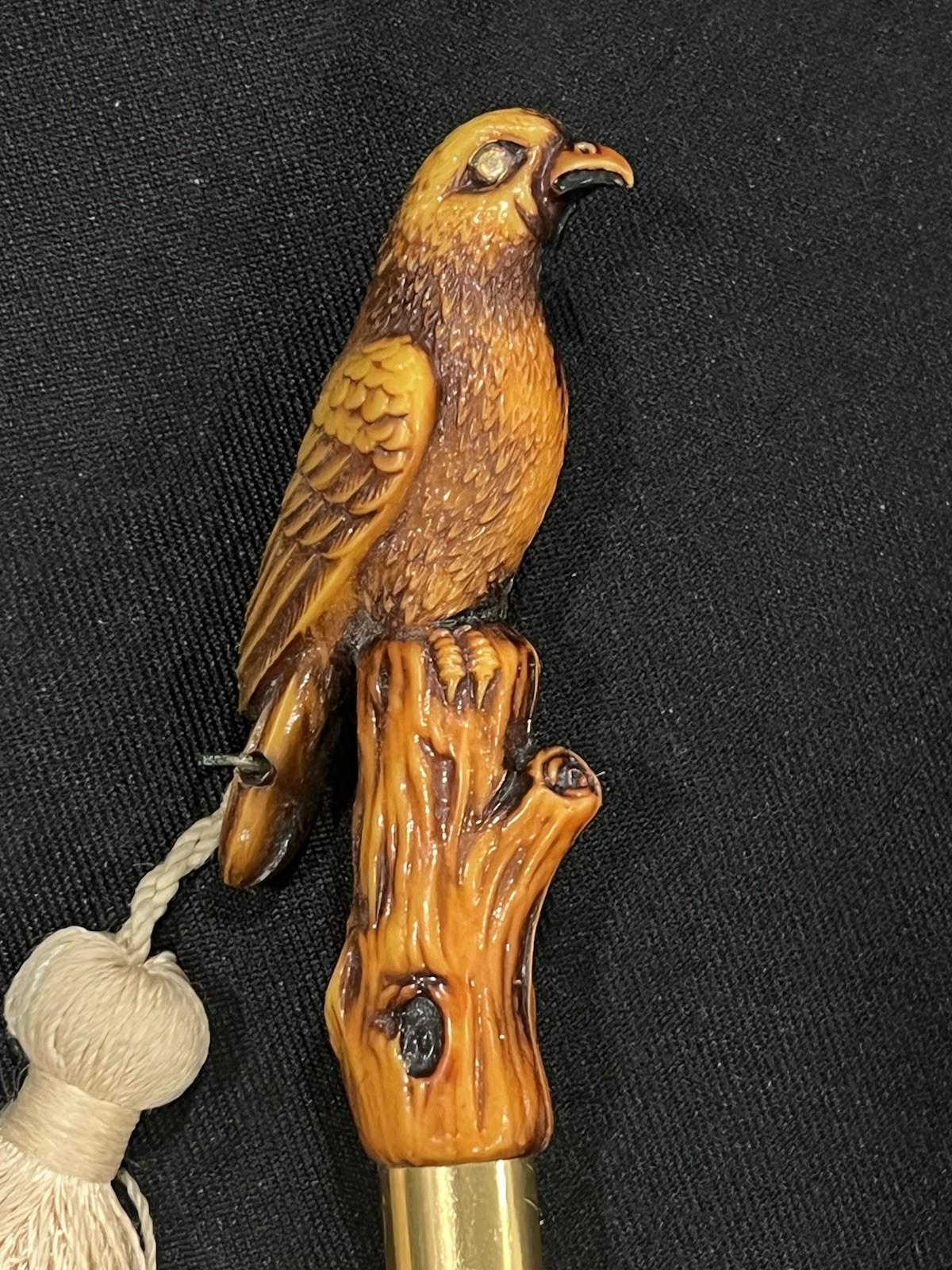 Vintage Japan 10” Carved Resin Bird Shoe Horn Faux Ivory Eagle Hawk Tassel Valet