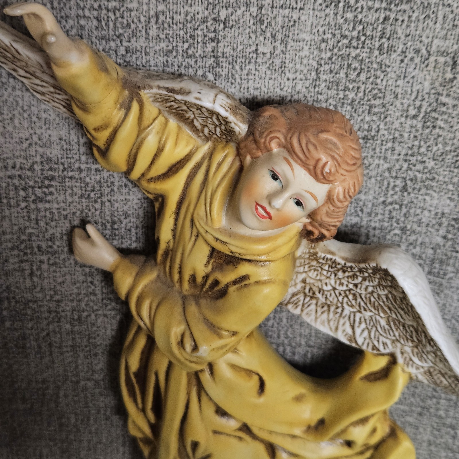 2 Vtg. Bisque Porcelain Guardian Angel Wall Hangings Neoclassical Baroque Style
