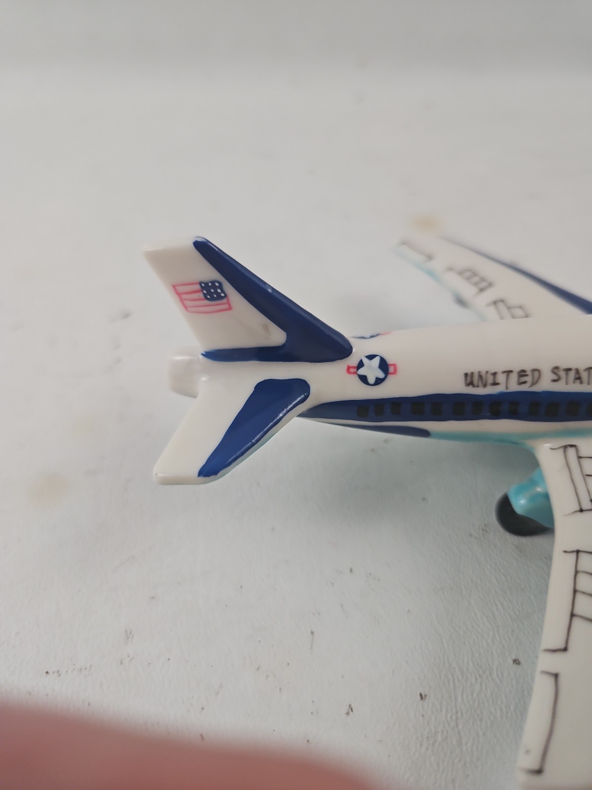 Air Force One United States Flag Hinged Airplane Figurine Trinket Box With Pilot