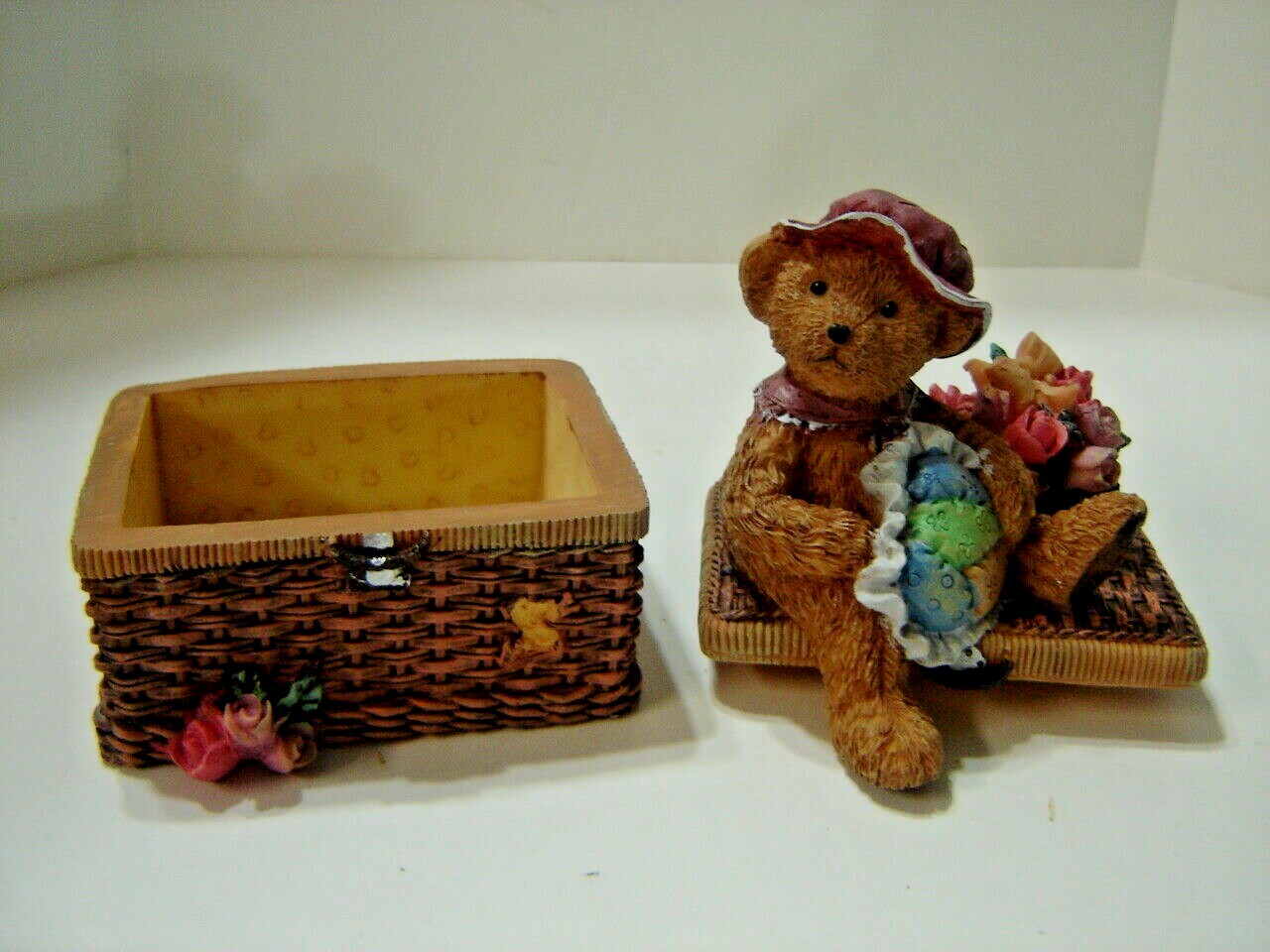 BEAR OLD FASHIONED TRINKET BOX 5 1/4” DECORATIVE COLLECTIBLE STONE RESIN JEWELRY