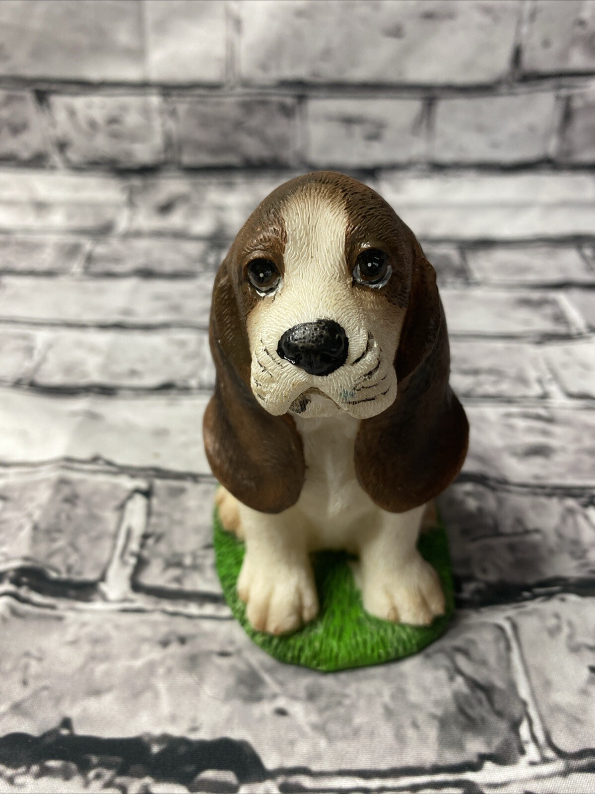 Vintage Tender Times Resin Puppy Dog Figurine Bloodhound White & Brown