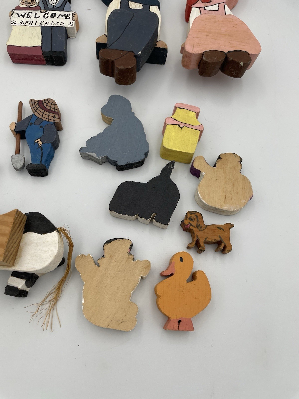 Vintage Amish Wooden Figures Primitive Folk Art Hand Painted Animals Unique T4