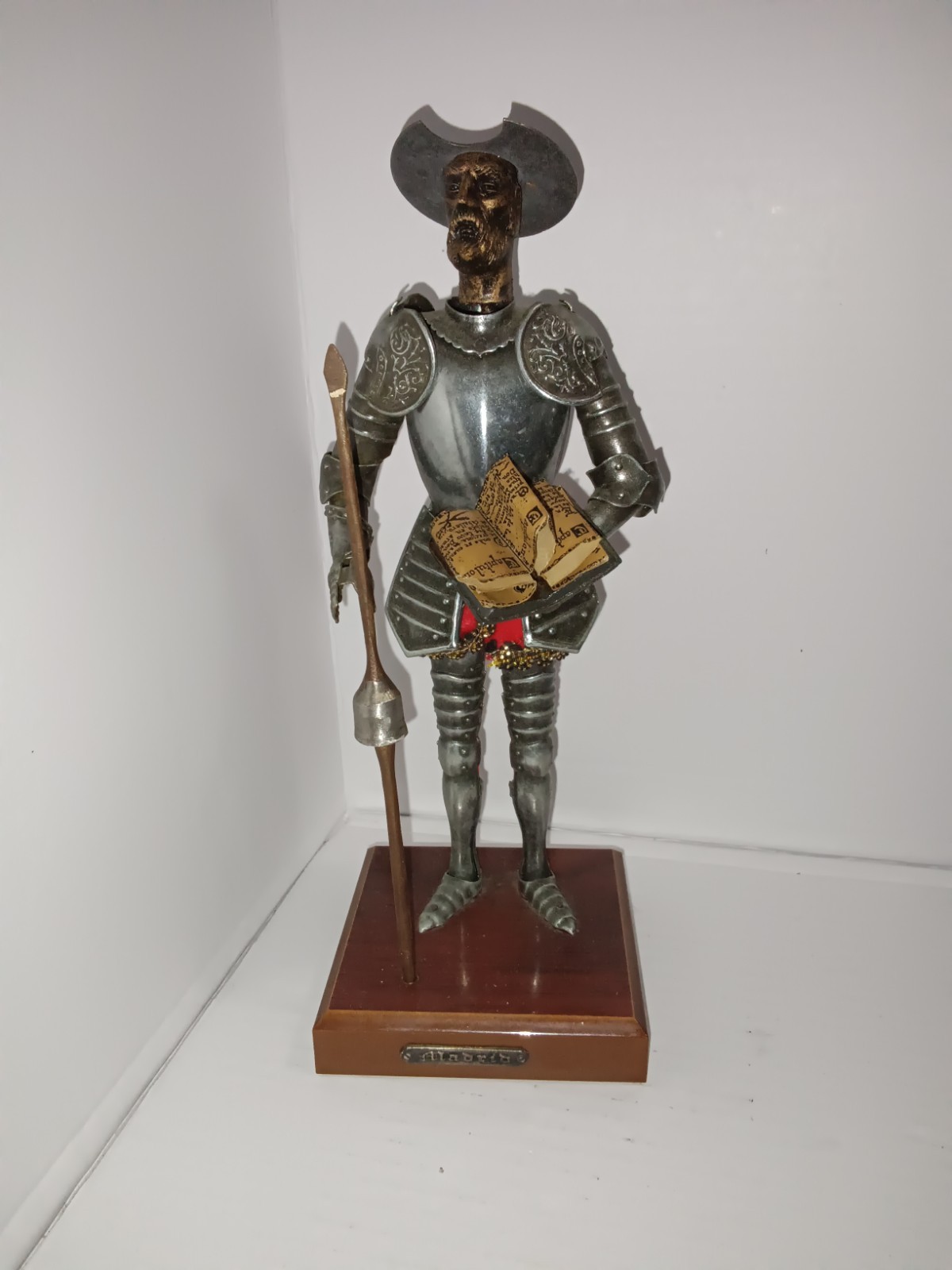 VINTAGE DON QUIXOTE FIGURE DRESSED IN METAL KNIGHT ARMOUR W/ LANCE & BOOK – RARE