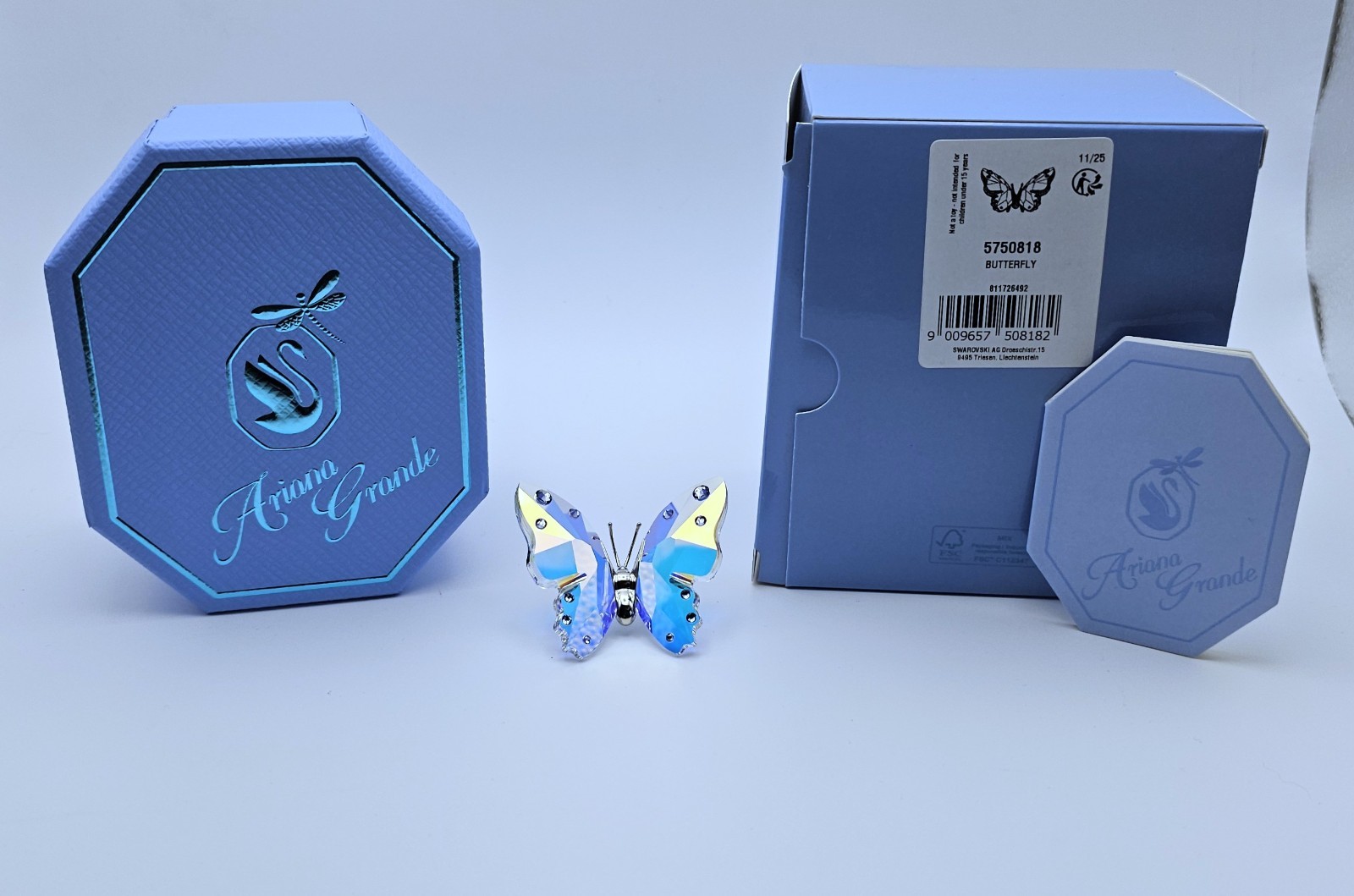 🦋 Swarovski Crystal 2026 Arianna Grande, Aurora Borealis Butterfly Figurine NIB