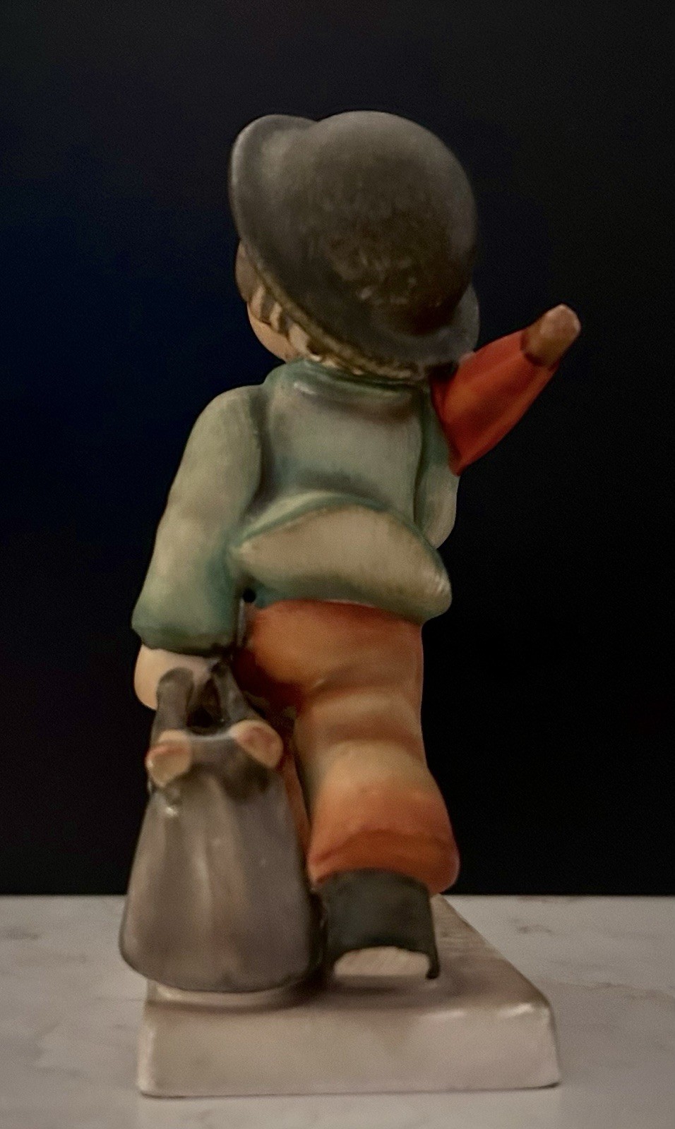 Goebel Hummel Merry Wanderer Figurine 11/0 TMK 3 Stylized Bee Vintage 5″ Germany