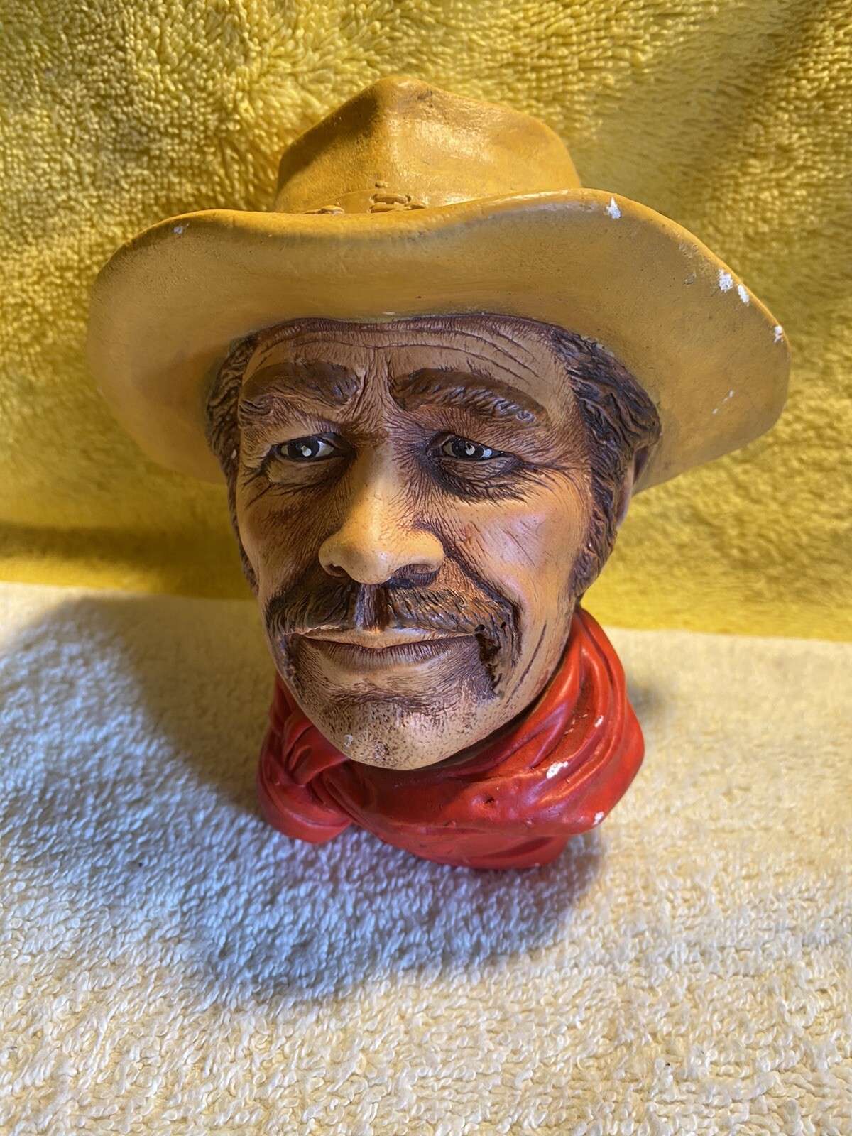 Vintage Chalkware Wall Hanging Cowboy Head Bust 5 x 5 x 3 FR/SHP