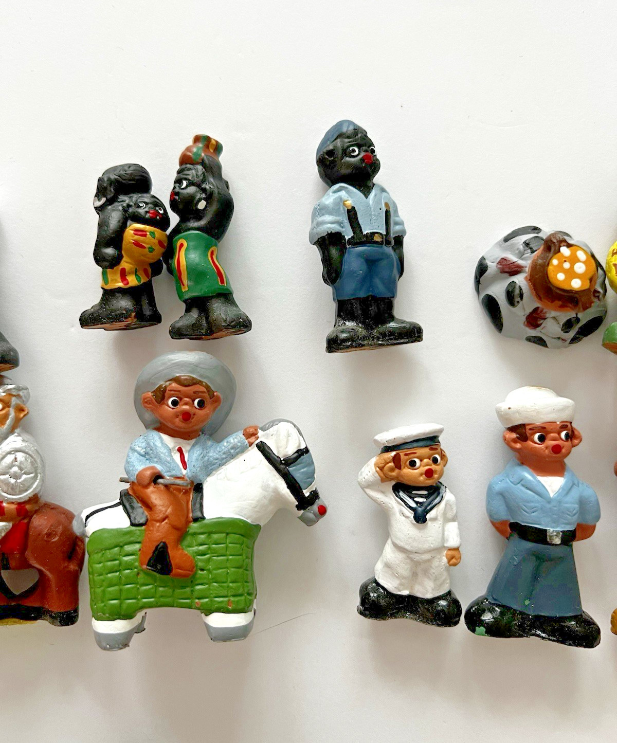 Spanish Mud People African Figurine Terracotta Vintage Folk Art 38 Pieces Box