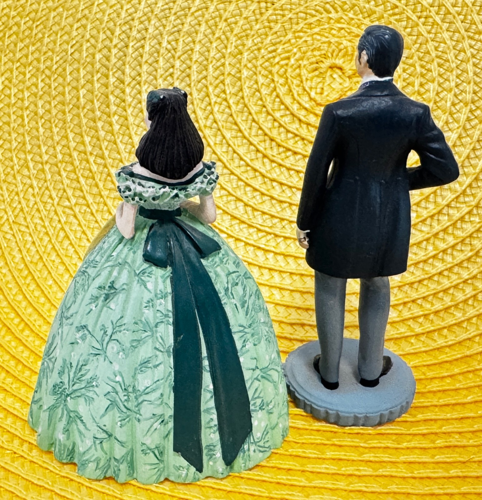 1989 Franklin Mint “Gone With The Wind” Scarlett O’Hara & Rhett Butler Figurines