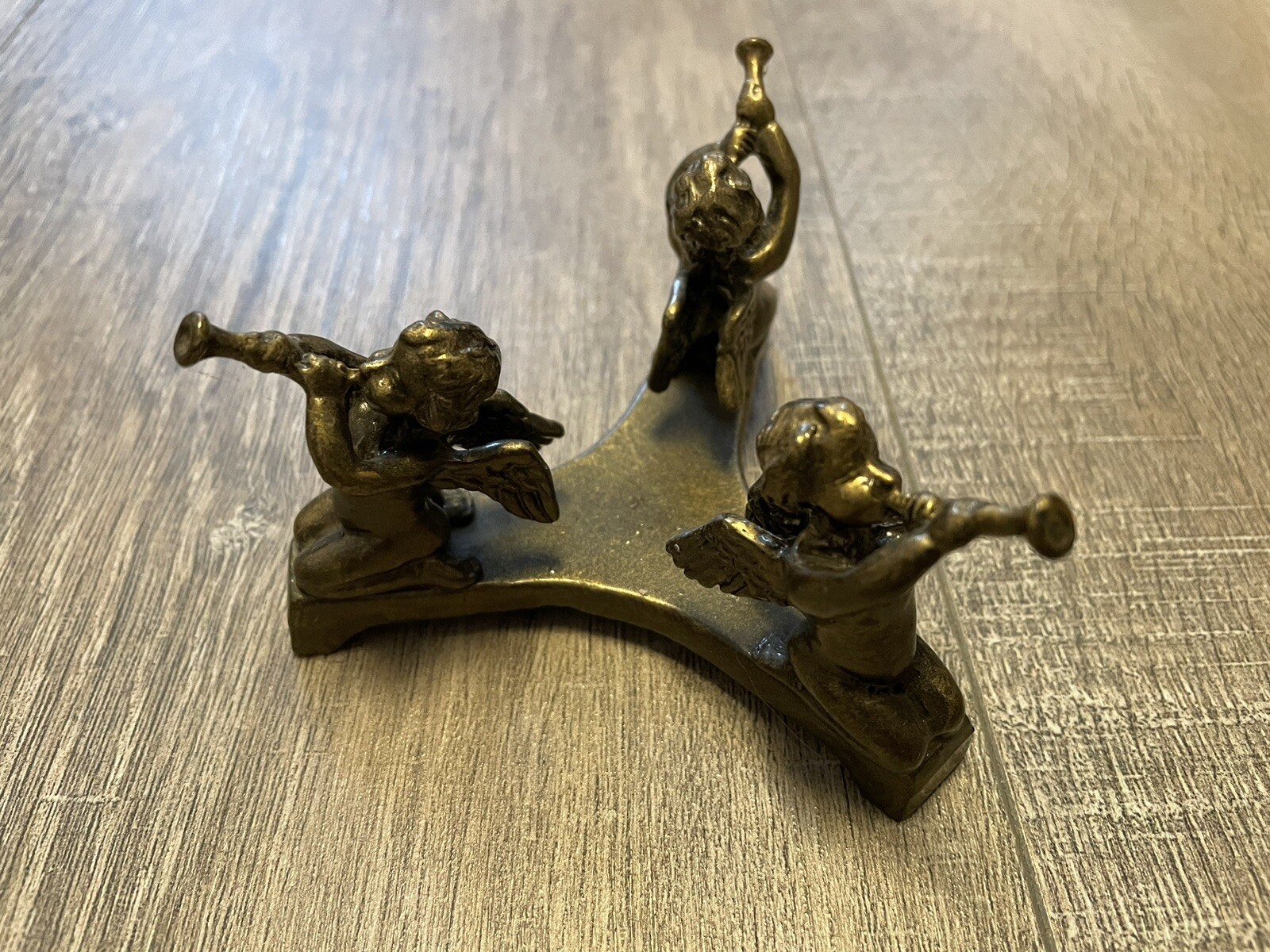 Vintage Cast Metal Figurine 3 Angels/Cherubs Playing/Blowing Horns