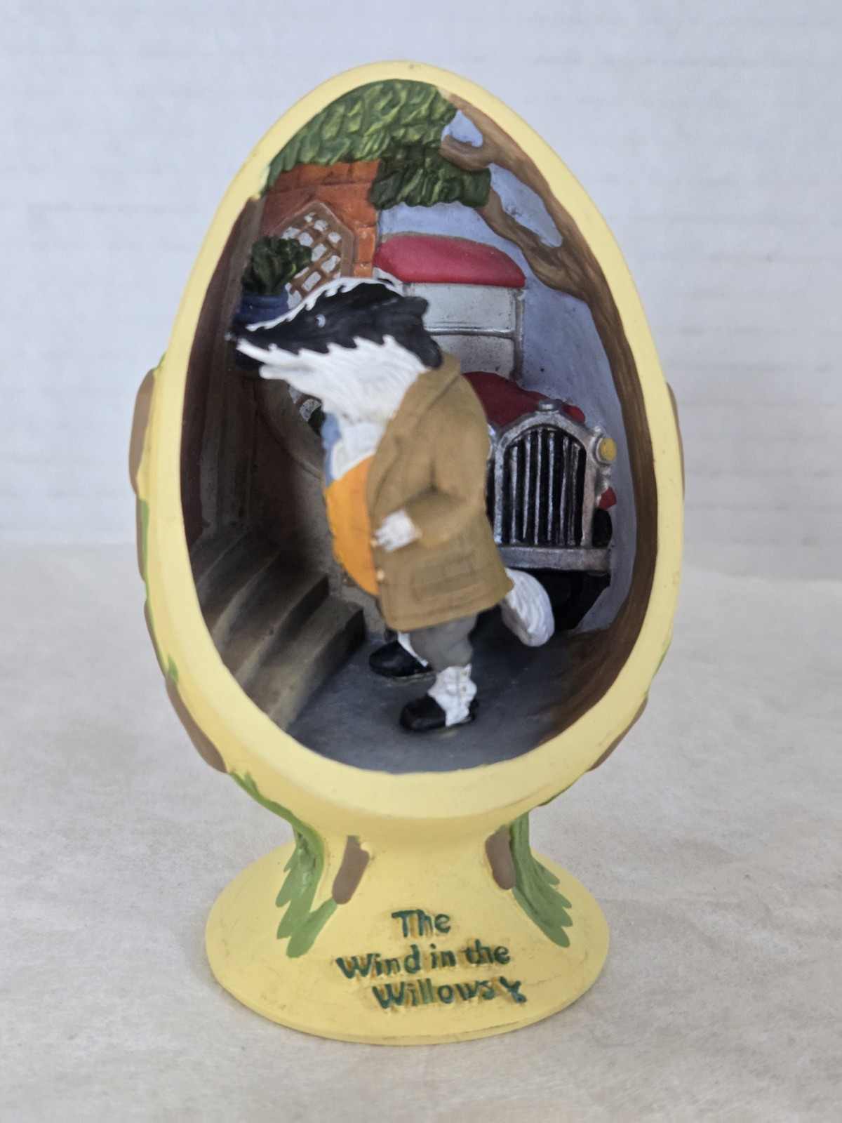 The Wind in the Willows – Badger Scene in Egg Display