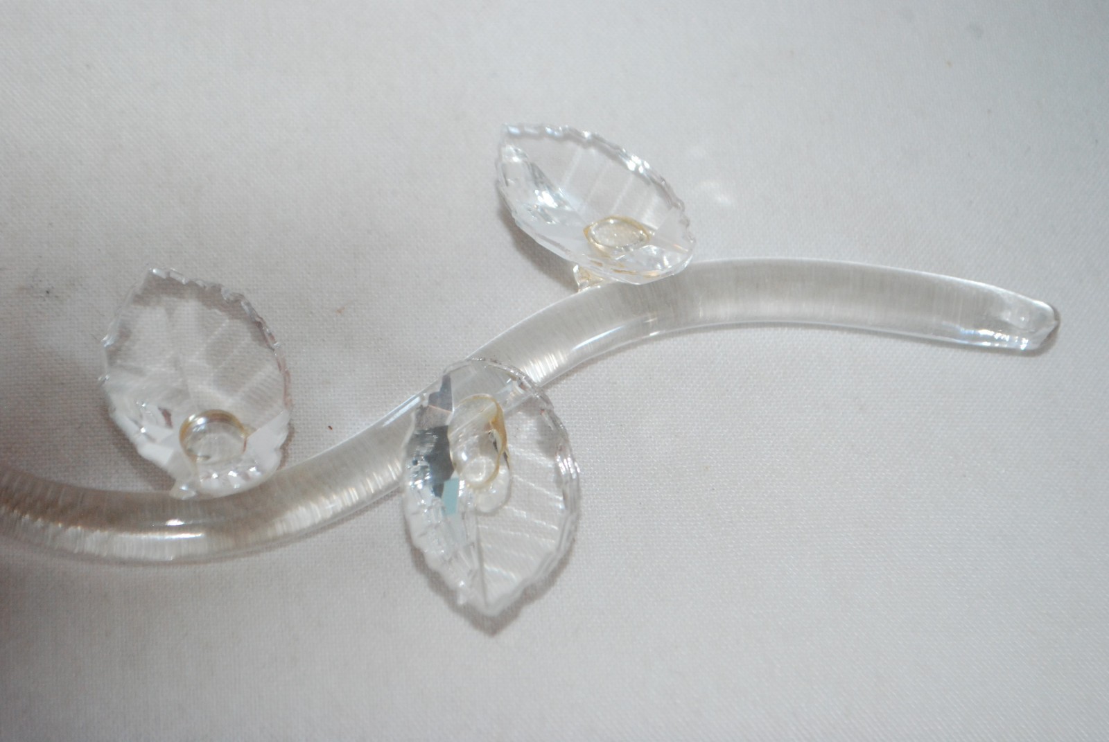 Single Long-Stemmed Red Rose Crystal Figurine
