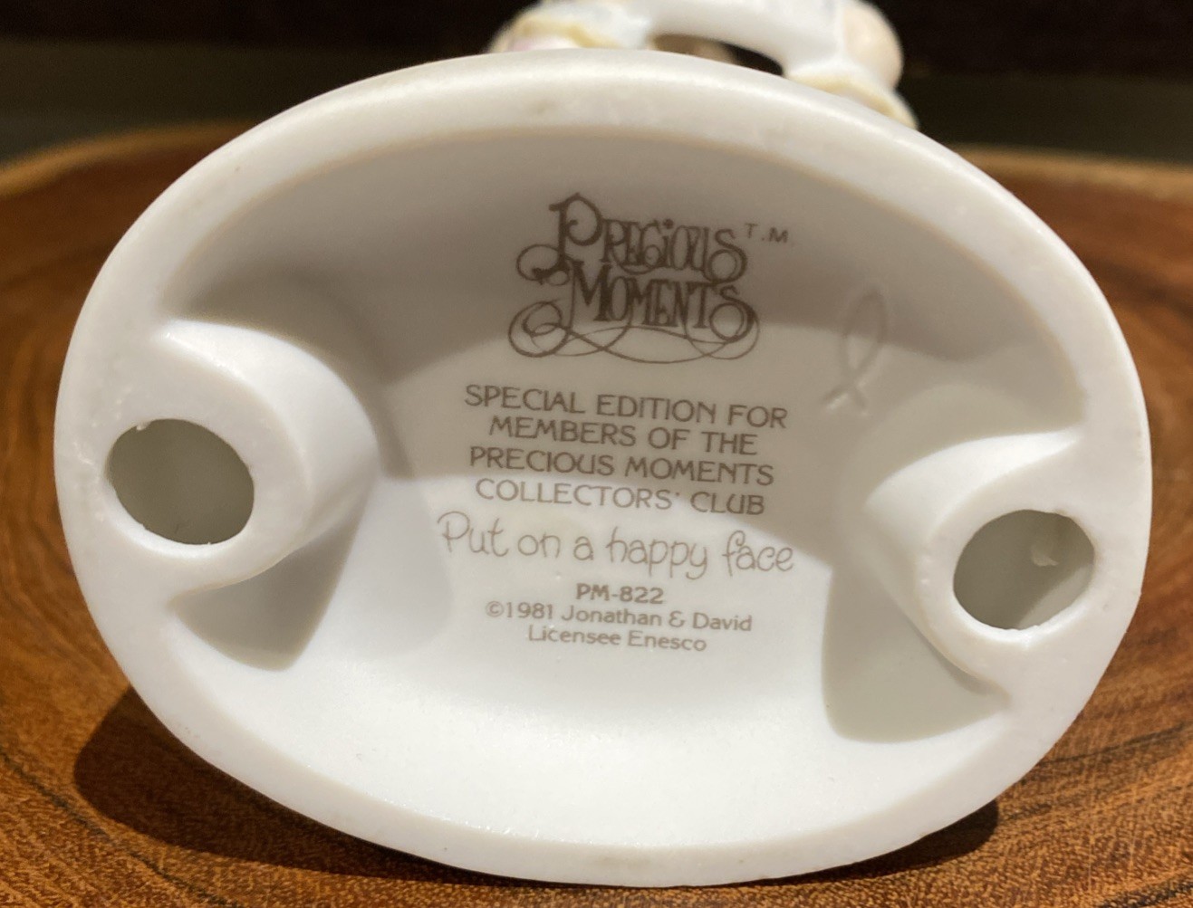 Vintage Precious Moments Put on a Happy Face Special Edition Figurine 1981 NWOB
