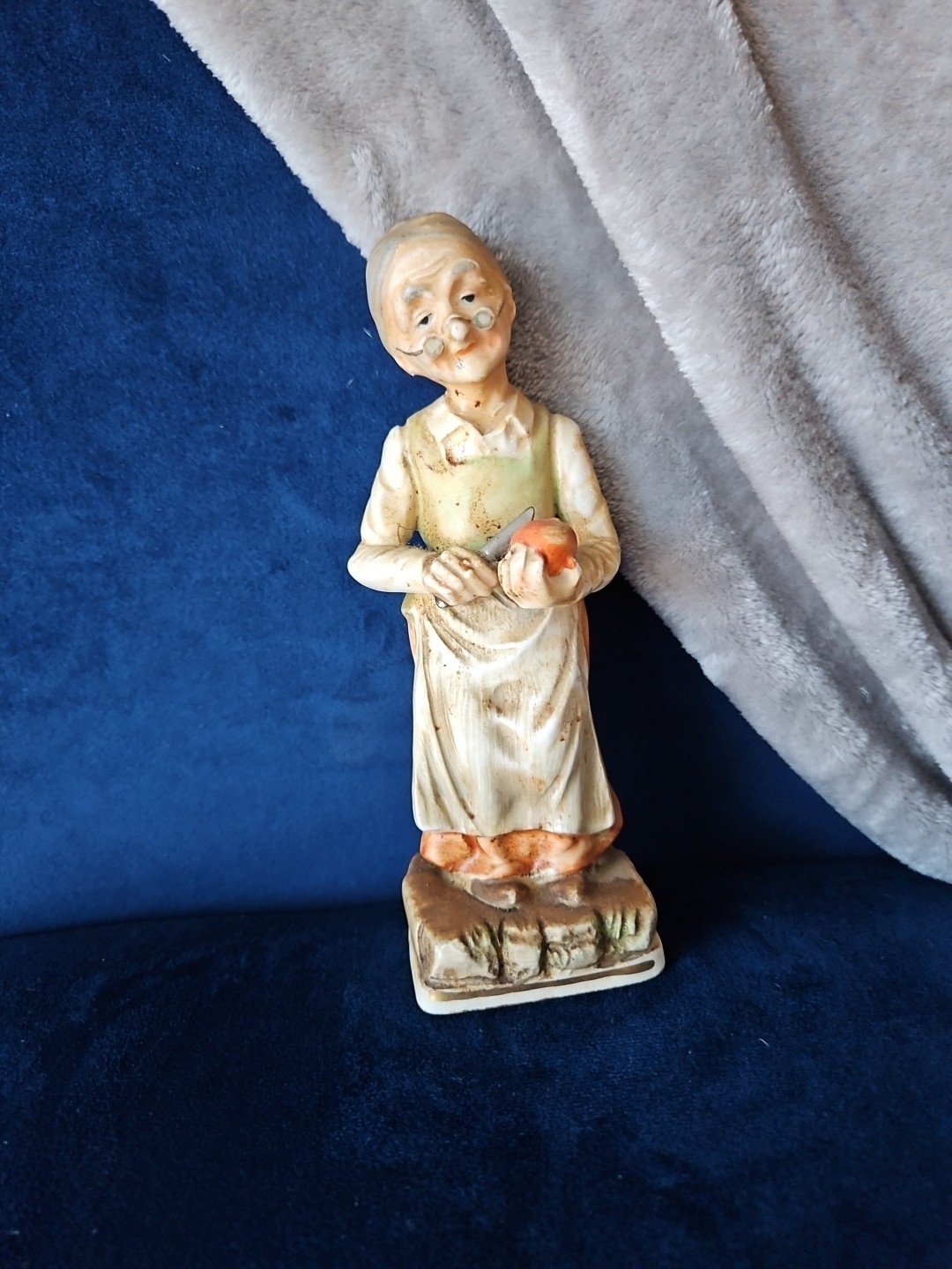 Vintage Norleans Japan Figurine Old Women 6.5 ” Tall