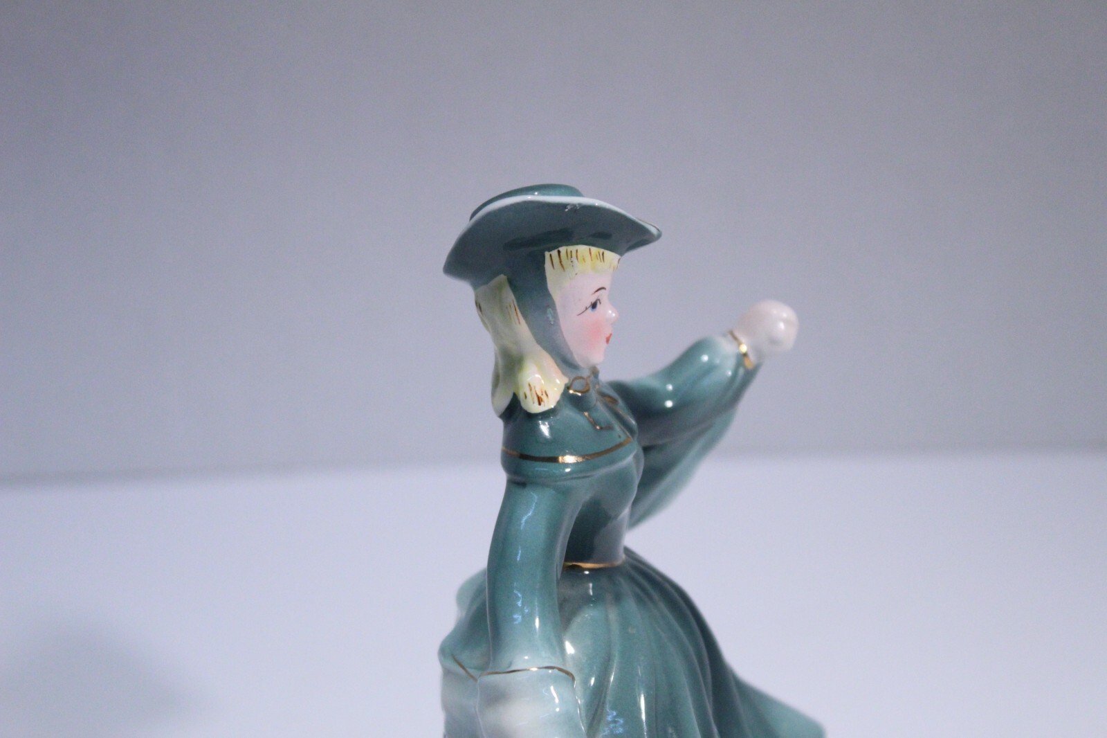 Vintage Female Porcelain Figurine Made in Japan Ucagco