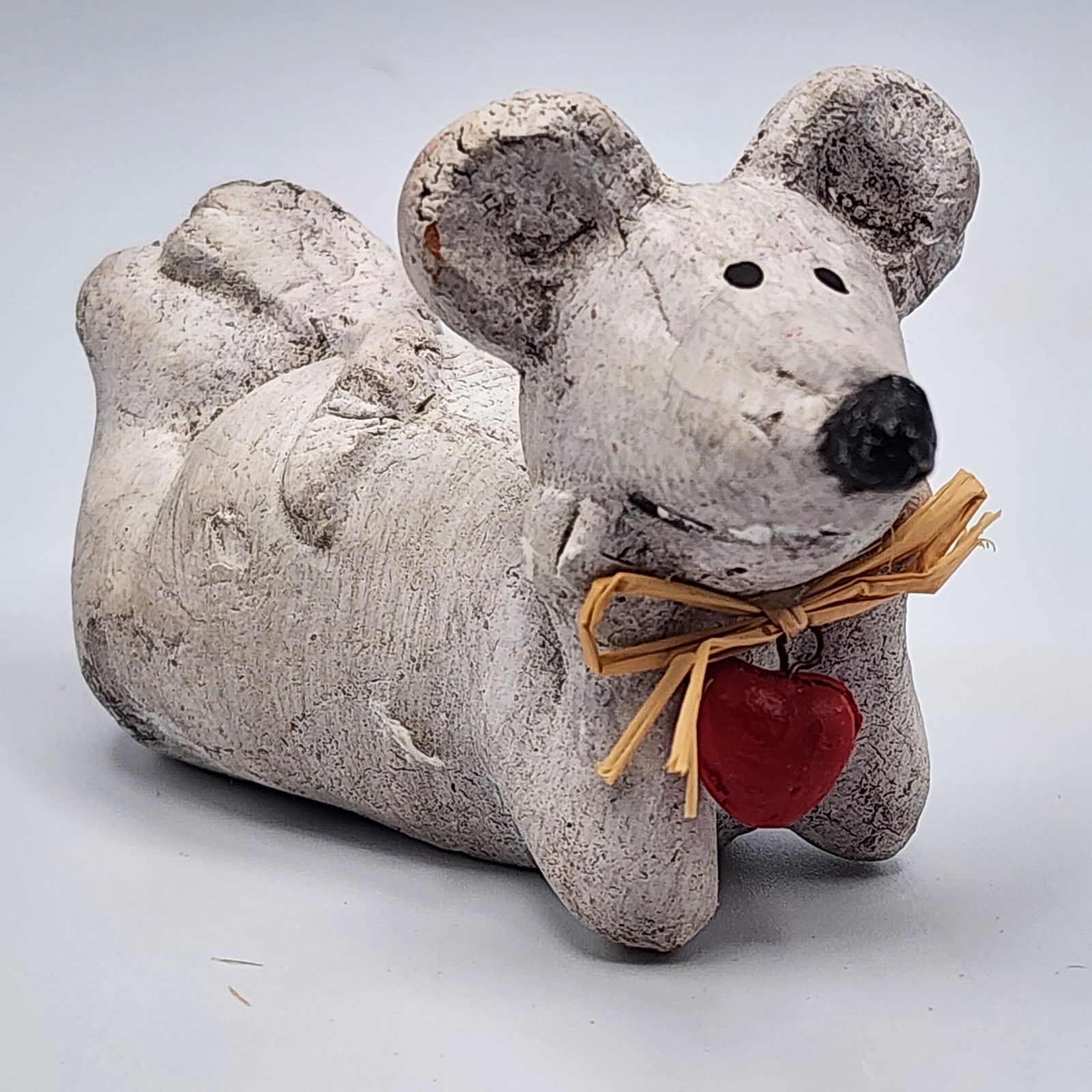 Stone Pottery Love Valentine’s Mouse Heart Composite Stone 4.5 Inches Long