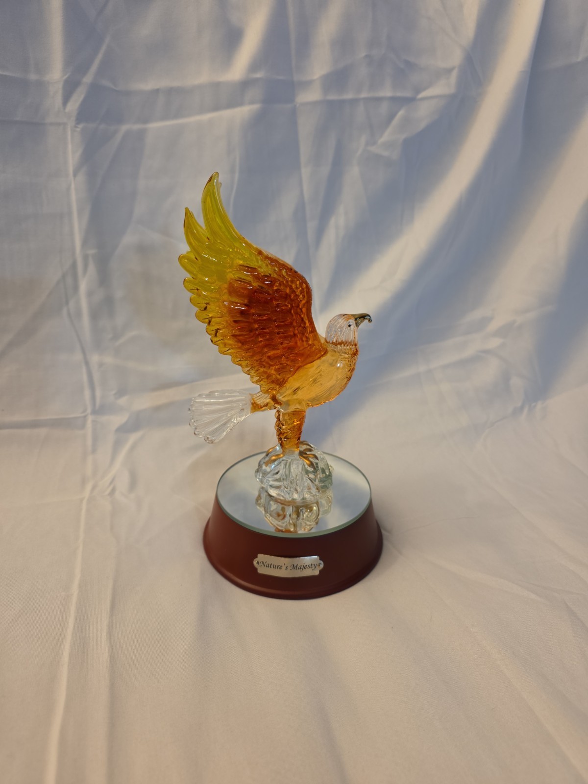 Nature’s Majesty Art Glass Sculpture Eagle A5617