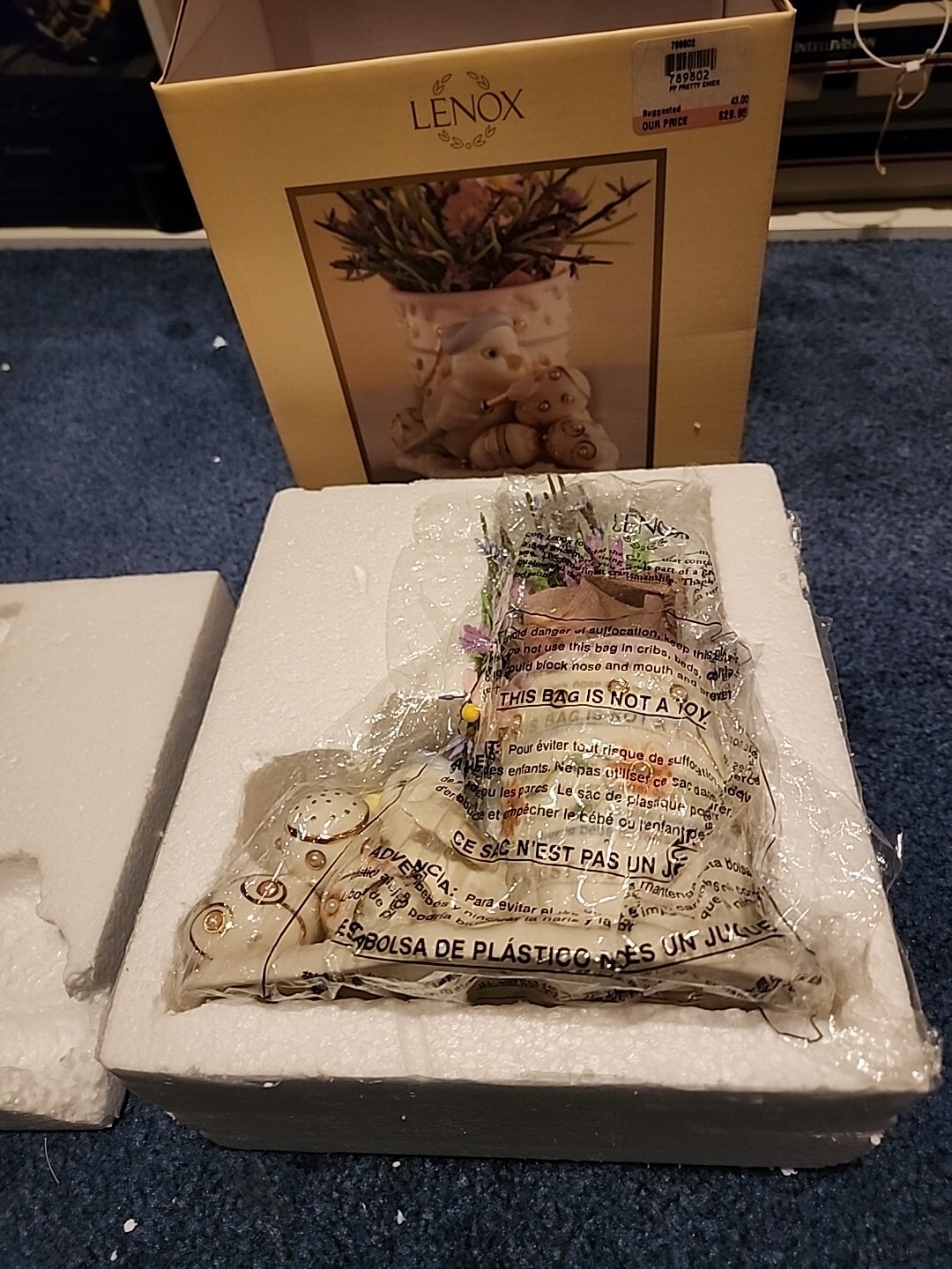 LENOX Petals and Pearls PAINTING PRETTY CHICK Eggs & flowers in pot NEW IN BOX