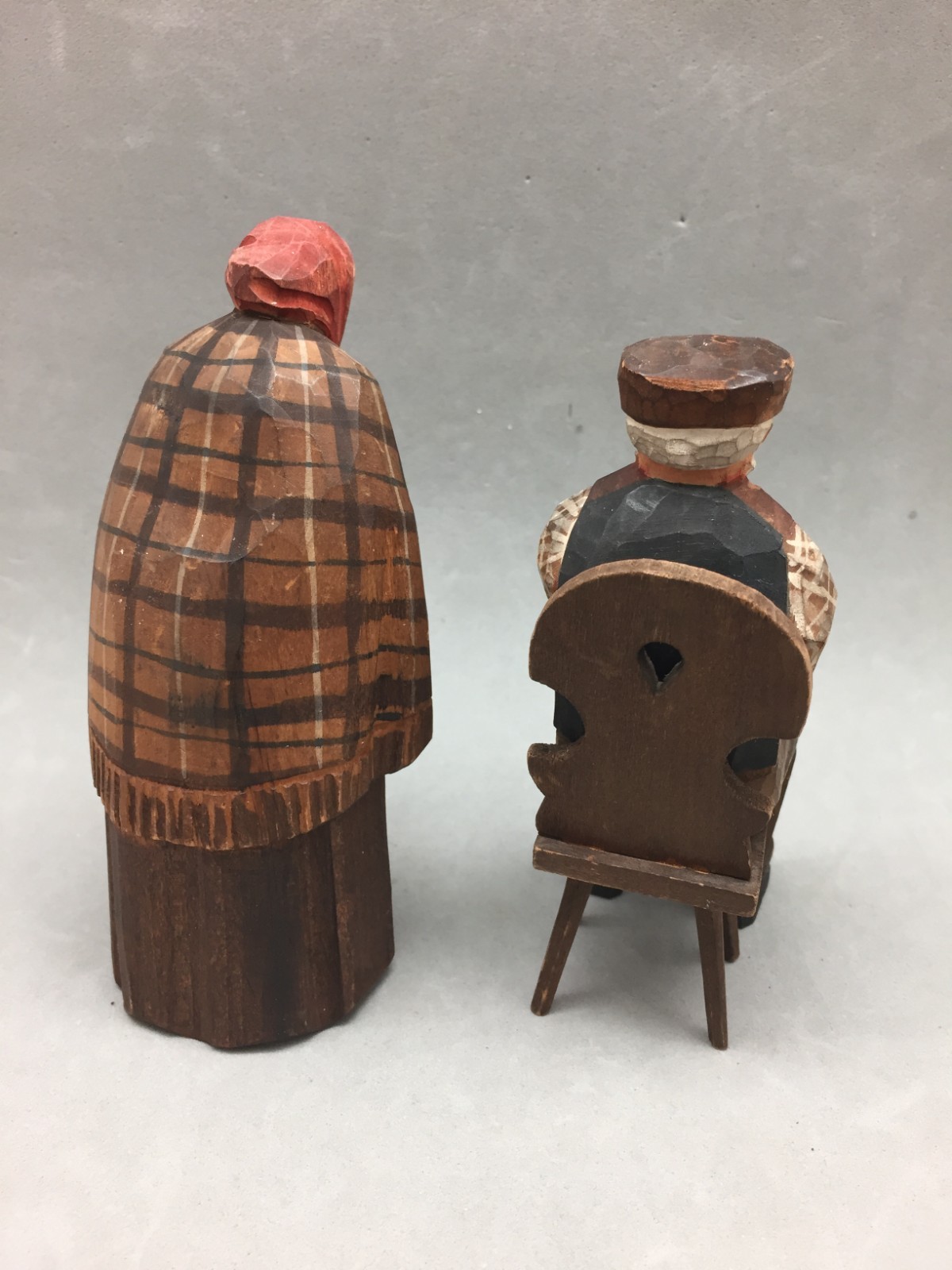 Carved Wood Figure Man Smoking Pipe Chair & Woman Shawl Switzerland Huggler ? 5″