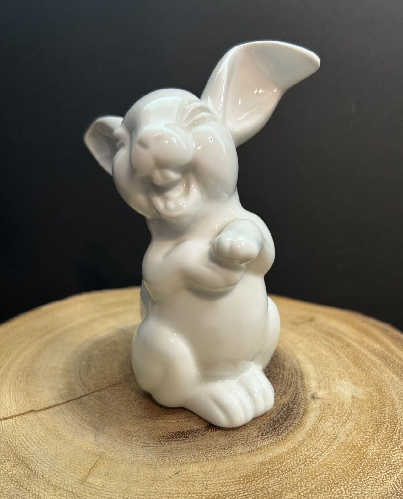 White Classic Rose Rosenthal Group Laughing Bunny Rabbit Figurine Germany 5.5in