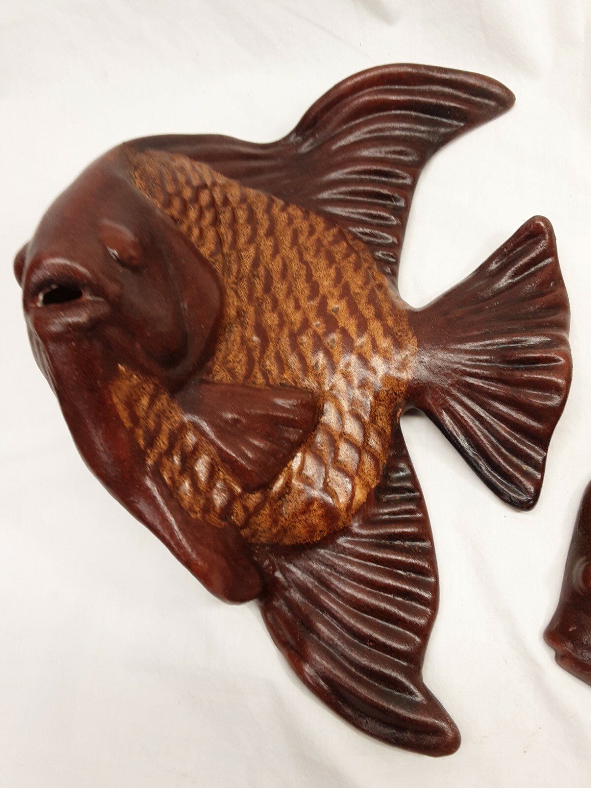 2 Ceramic Brown “Moving” Fish Wall Plaques, Made In Mexico, 10 1/2 X 7 And 6…