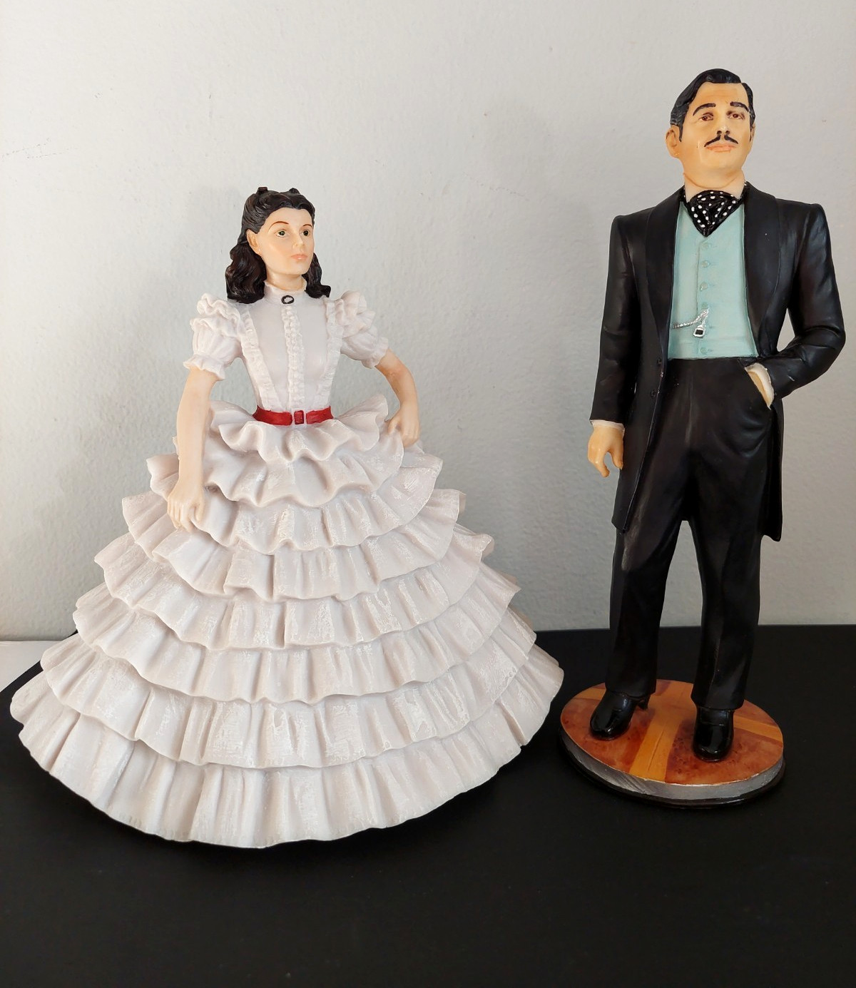 Gone with the Wind Figurines Scarlett O’Hara Rhett Butler Set Vintage 1988