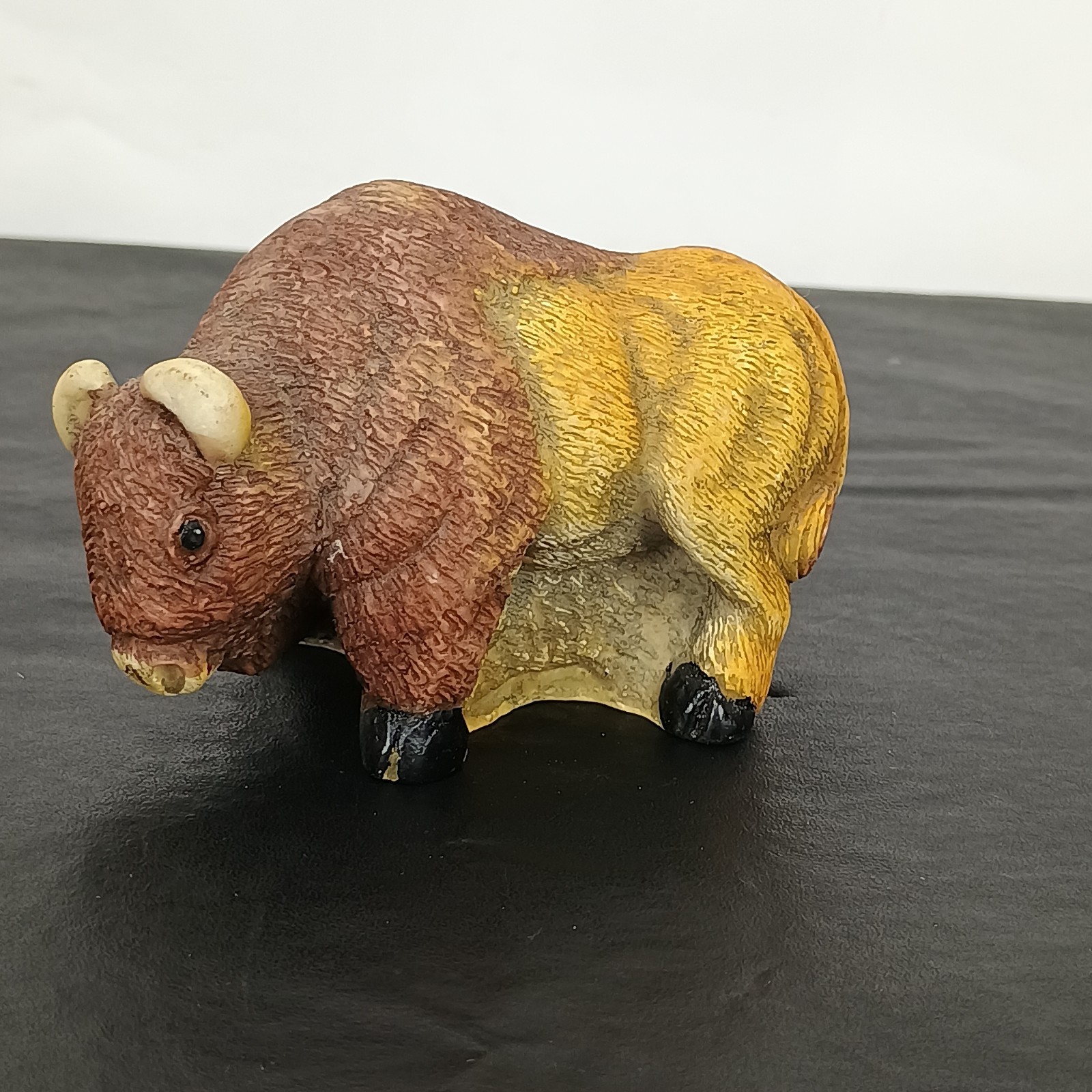 Vintage Resin Buffalo Bison Figurine Made In Taiwan 3.5″ Long Realistic Western