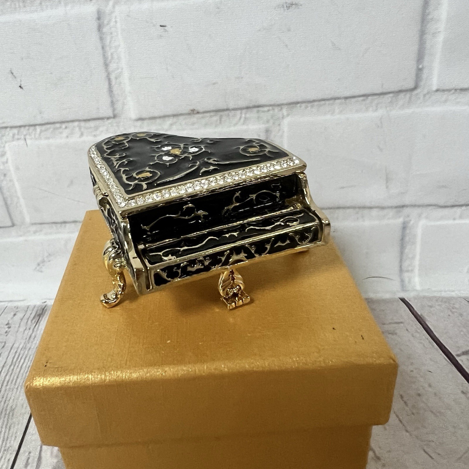 Department 56 Bejeweled Collection VINTAGE PIANO Trinket BOX Enamel Miniature