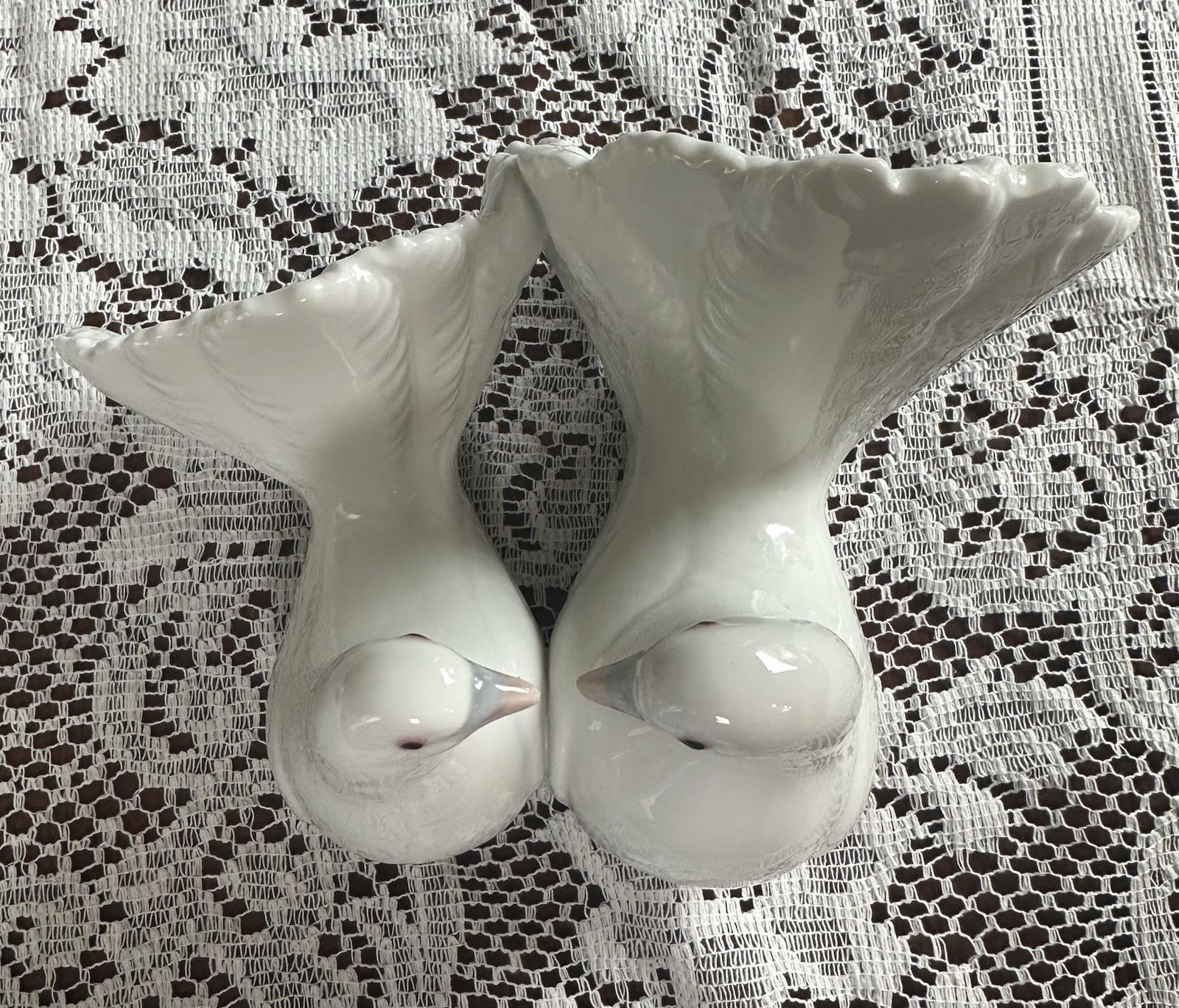 LLARDO Wedding White Doves Porcelain Figurine, Signed, Numbered