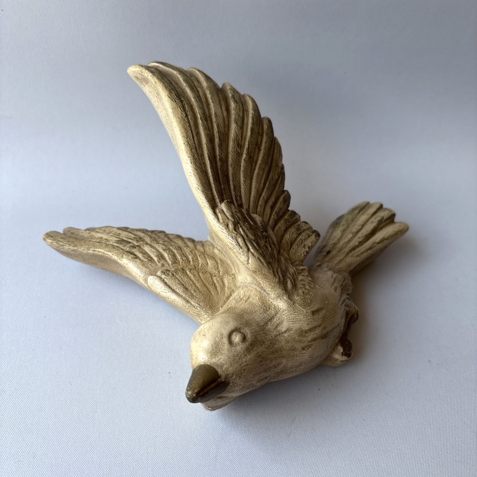 Chalkware Wall Hanging Bird In Flight 3D 7″ Universal Statuary Corp Chicago Vtg