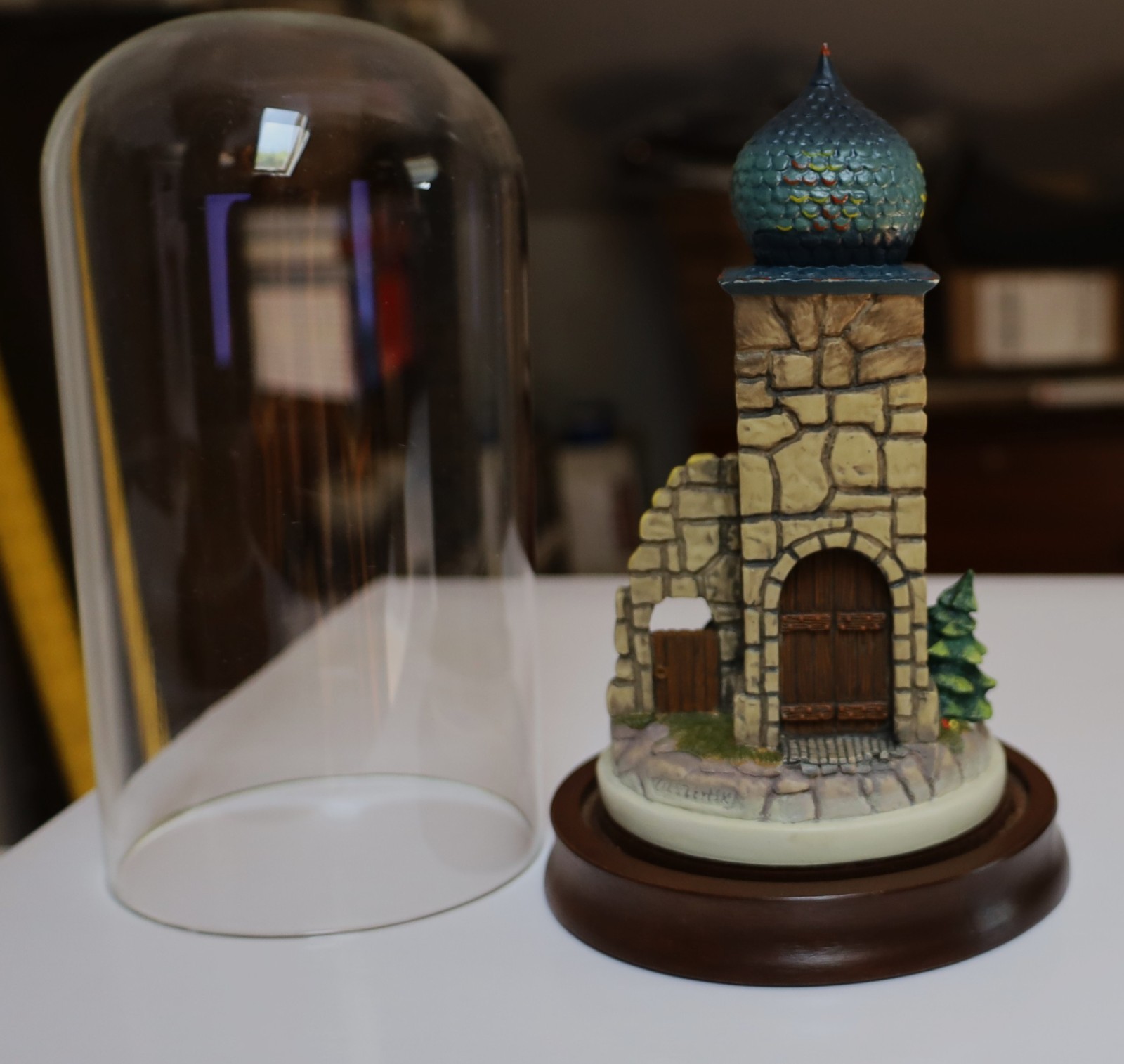 Goebel Hummel Olszewski The Mail is Here Clock Tower w/ Glass Dome 7 3/4″ H