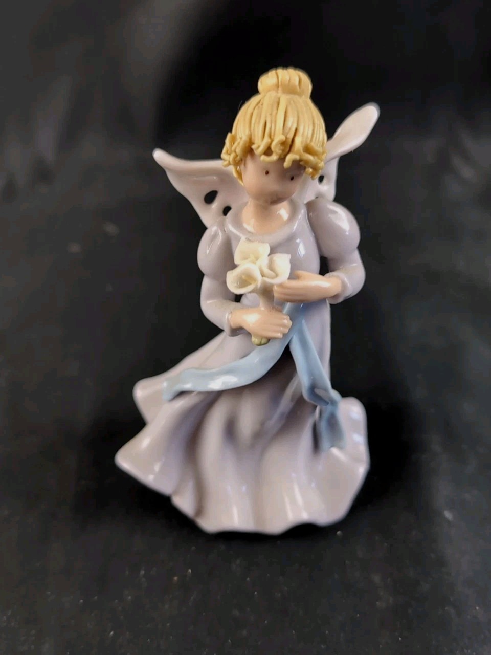 (Lot of 9) Angel Figurines, Various Brands and Sizes. 2.5″ to 8.5″ Tall