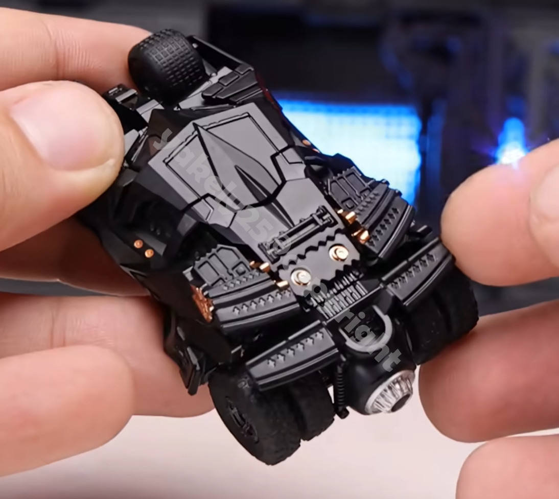 1:64 Batman Batmobile 2008 Arkham E02 Blokees DC Wheels 8cm Model Kits Figure