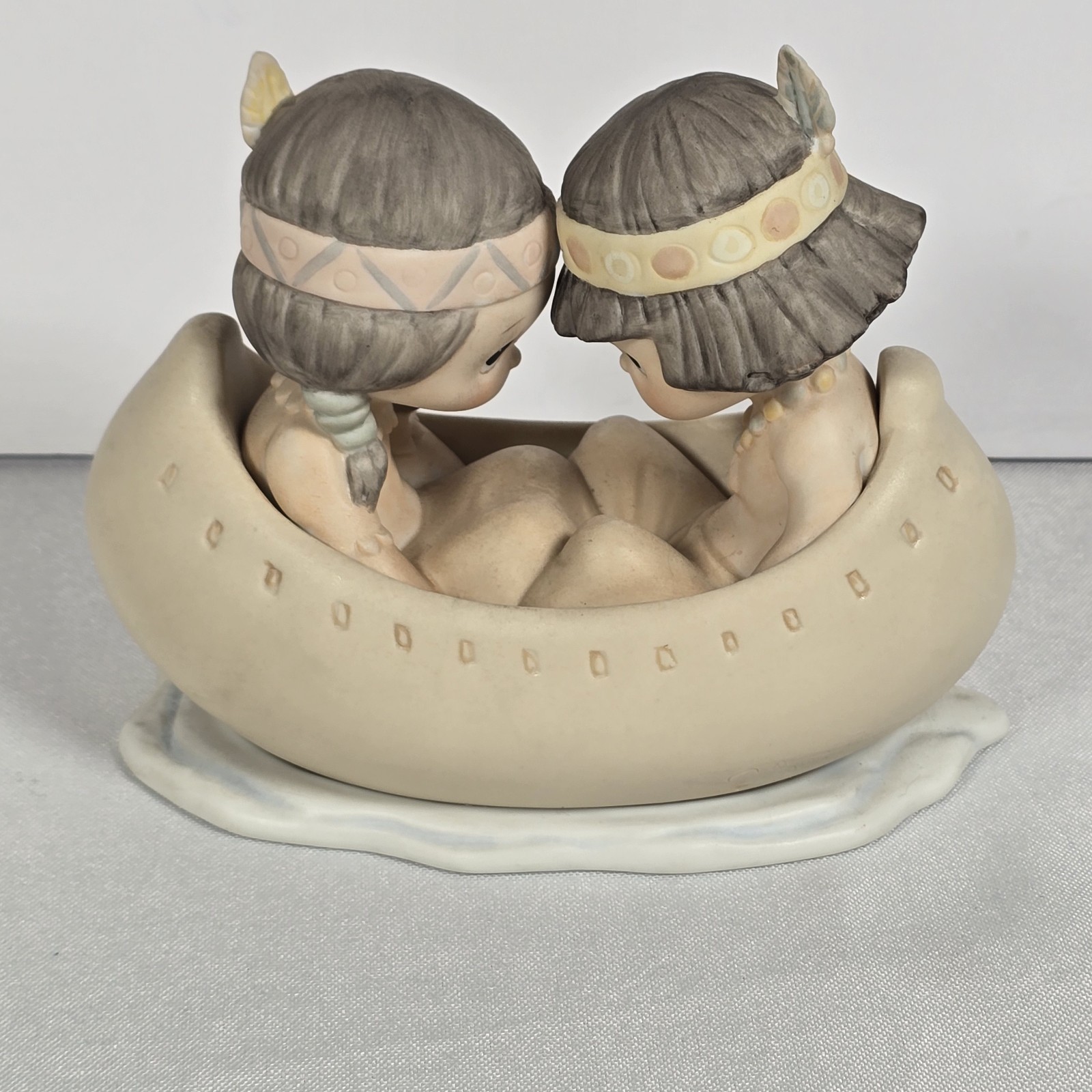 Precious Moments Figurine 520772 Many Moons In Same Canoe Blessum You 1988
