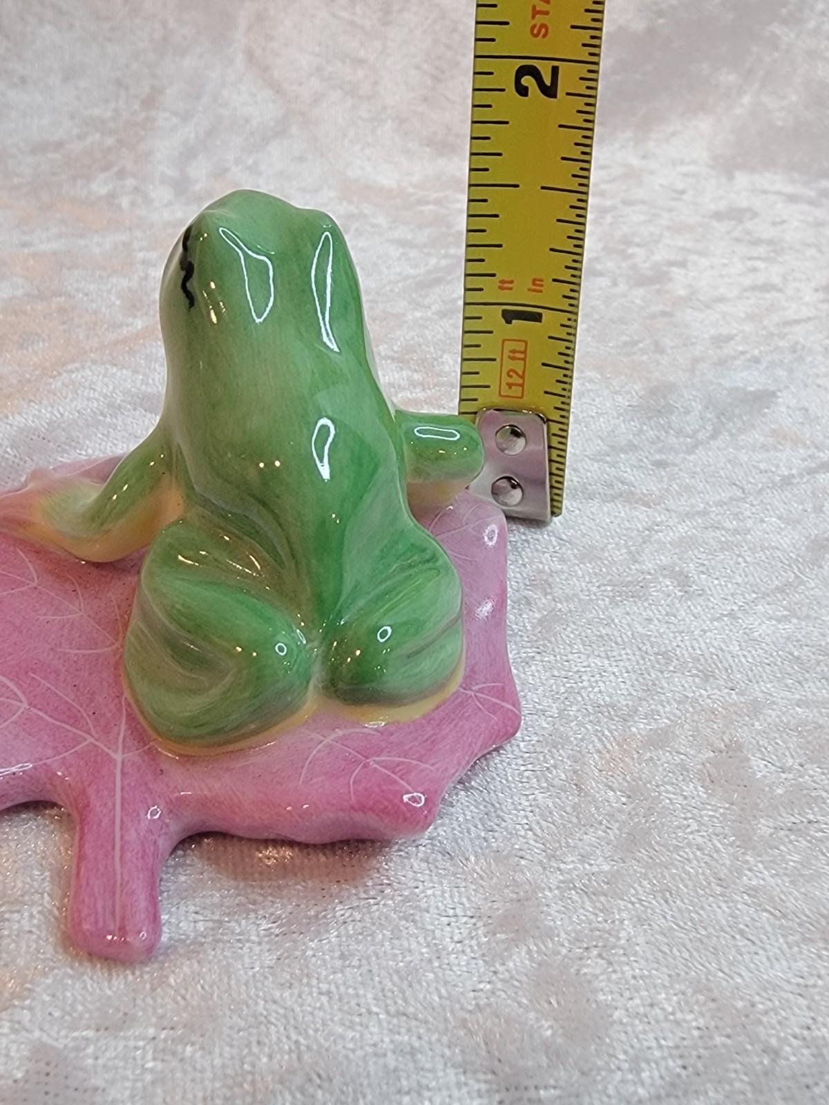 Henred Green Frog On Pink Leaf Figurine