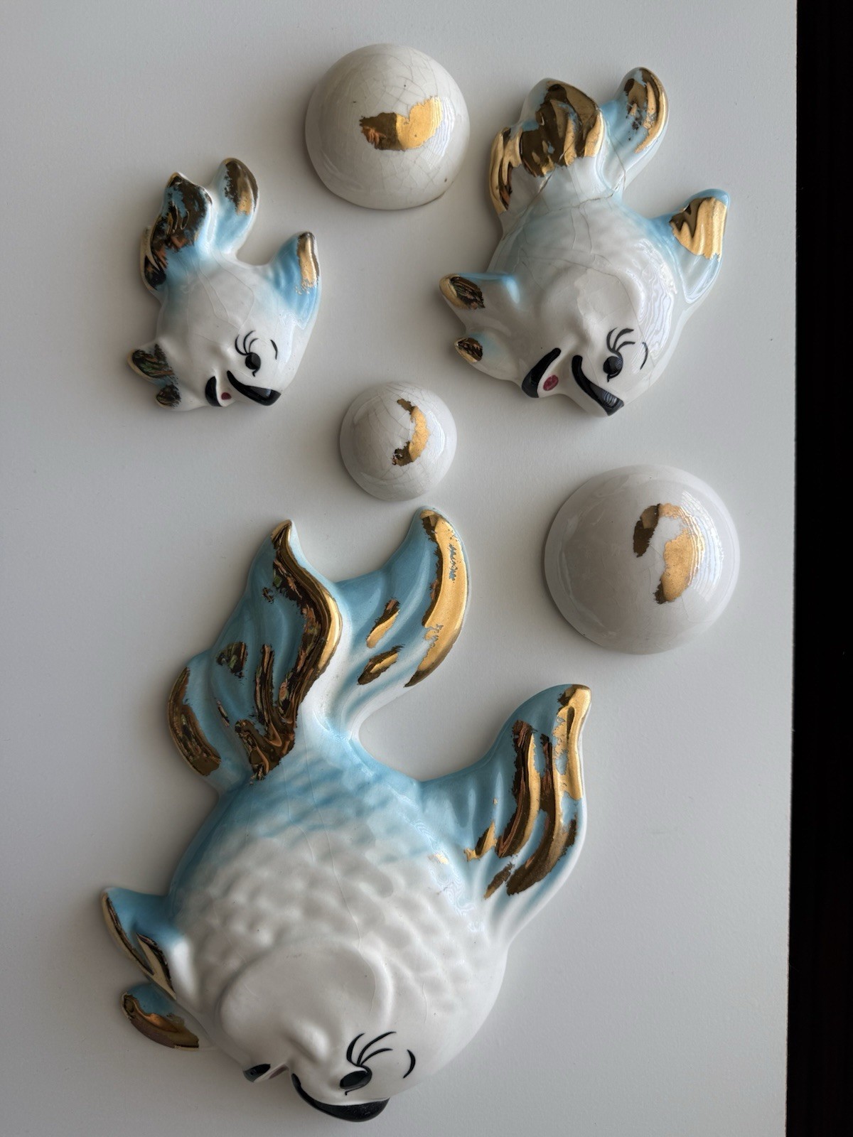 1950sCeramic Fish Wall Plaques Set of 6 Wall-Mounted Blue White Gold 11×8