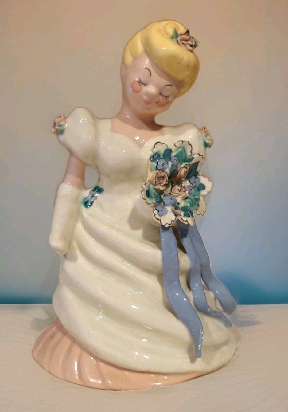 Bride Figurine Kay Finch California Pottery 6″ Blond Pastels 1940s READ