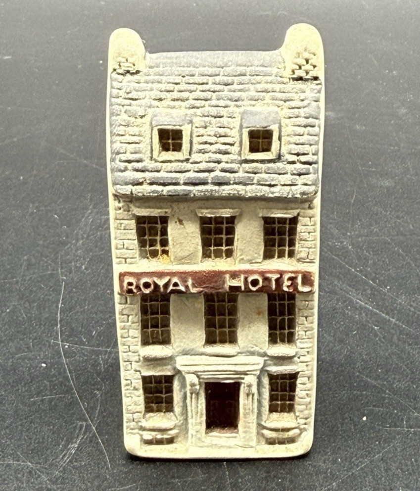 Philip Laureston Miniatures The Mansion 763 Royal Hotel Clay UK England 3″ Tall