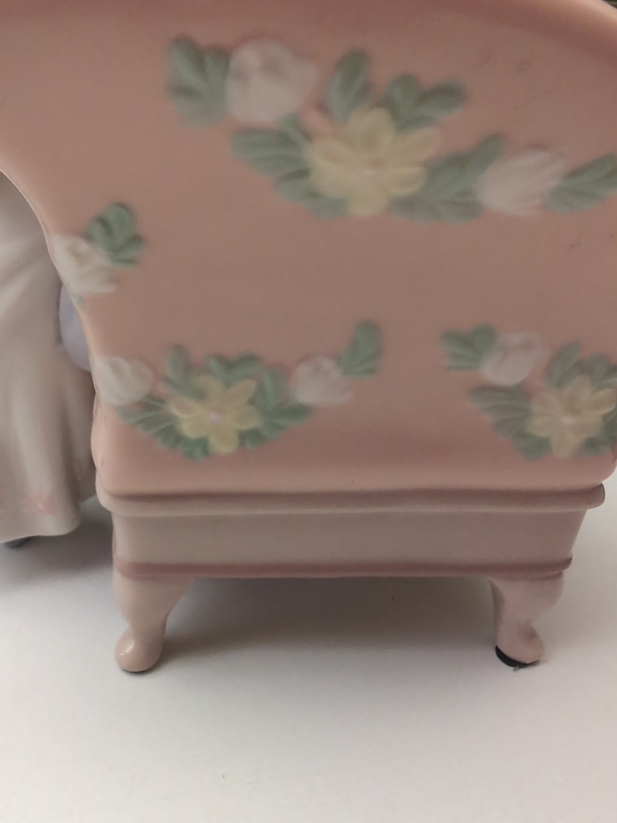 VTG O’Well Mother And Child Daughter Love Porcelain Figurine Flowers
