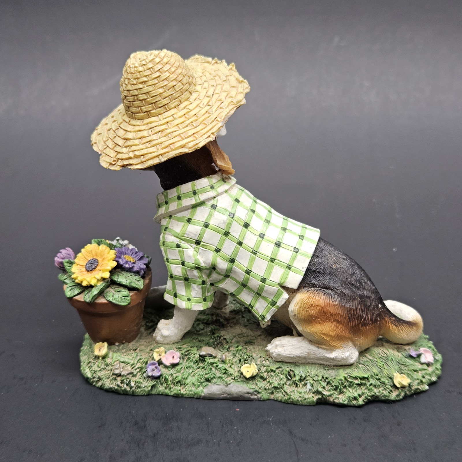Danbury Mint Beagle Dog MAY Month Perpetual Calendar Figurine Collectible Figure
