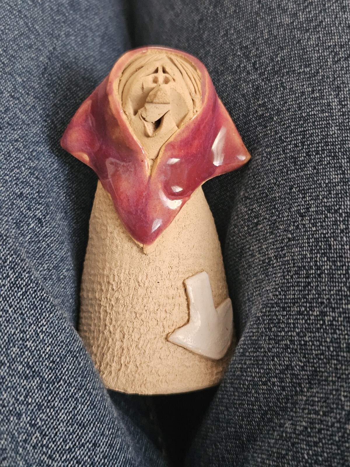 Figurine Statue Women with Arrow, Clay Made in Wales 3.5”x1.25″