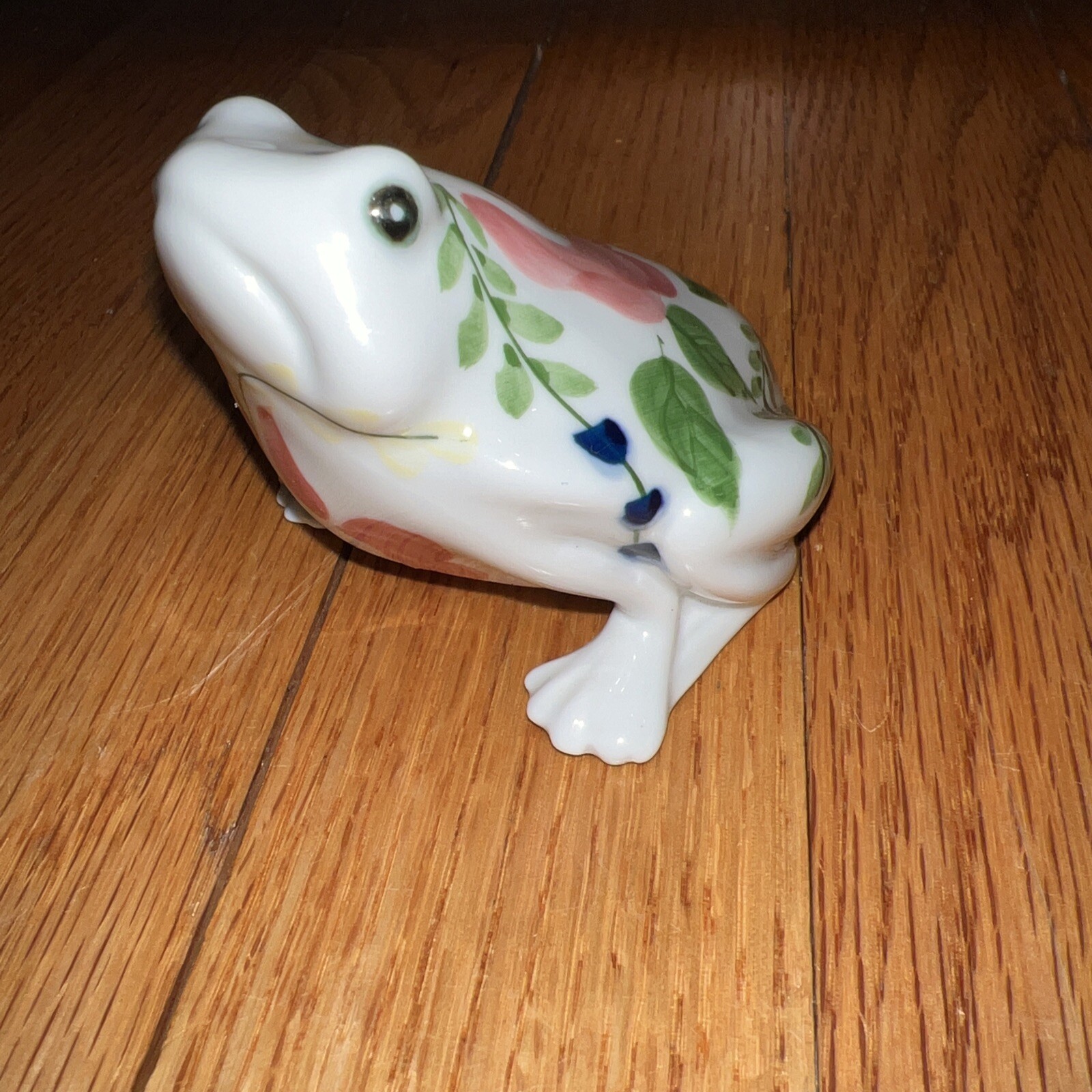 Vintage Little Switzerland hand painted roses Fine Porcelain frog Spring