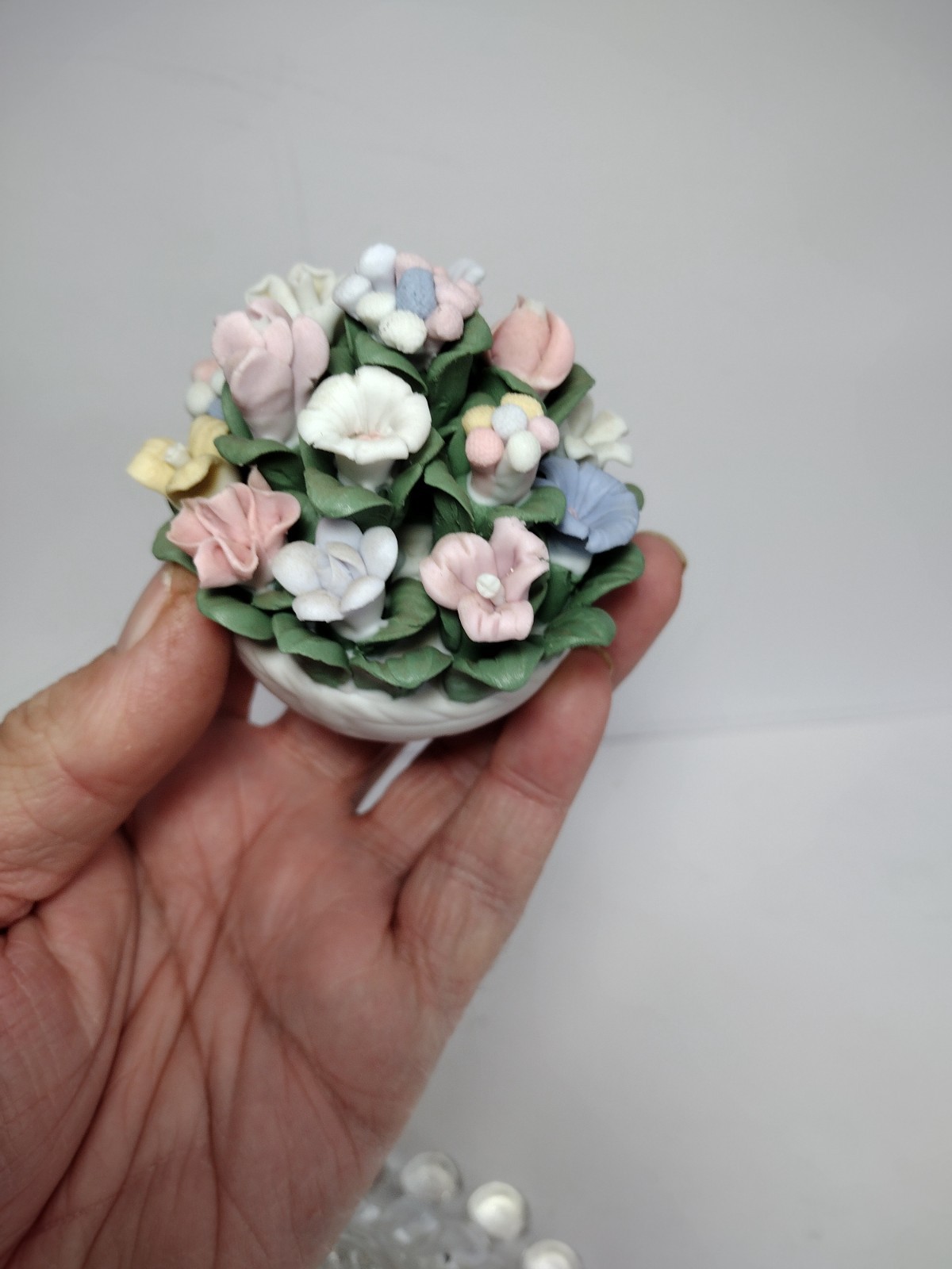 Capodimonte Style Mini Basket Floral Arrangement Wicker Look Small Flower Vtg