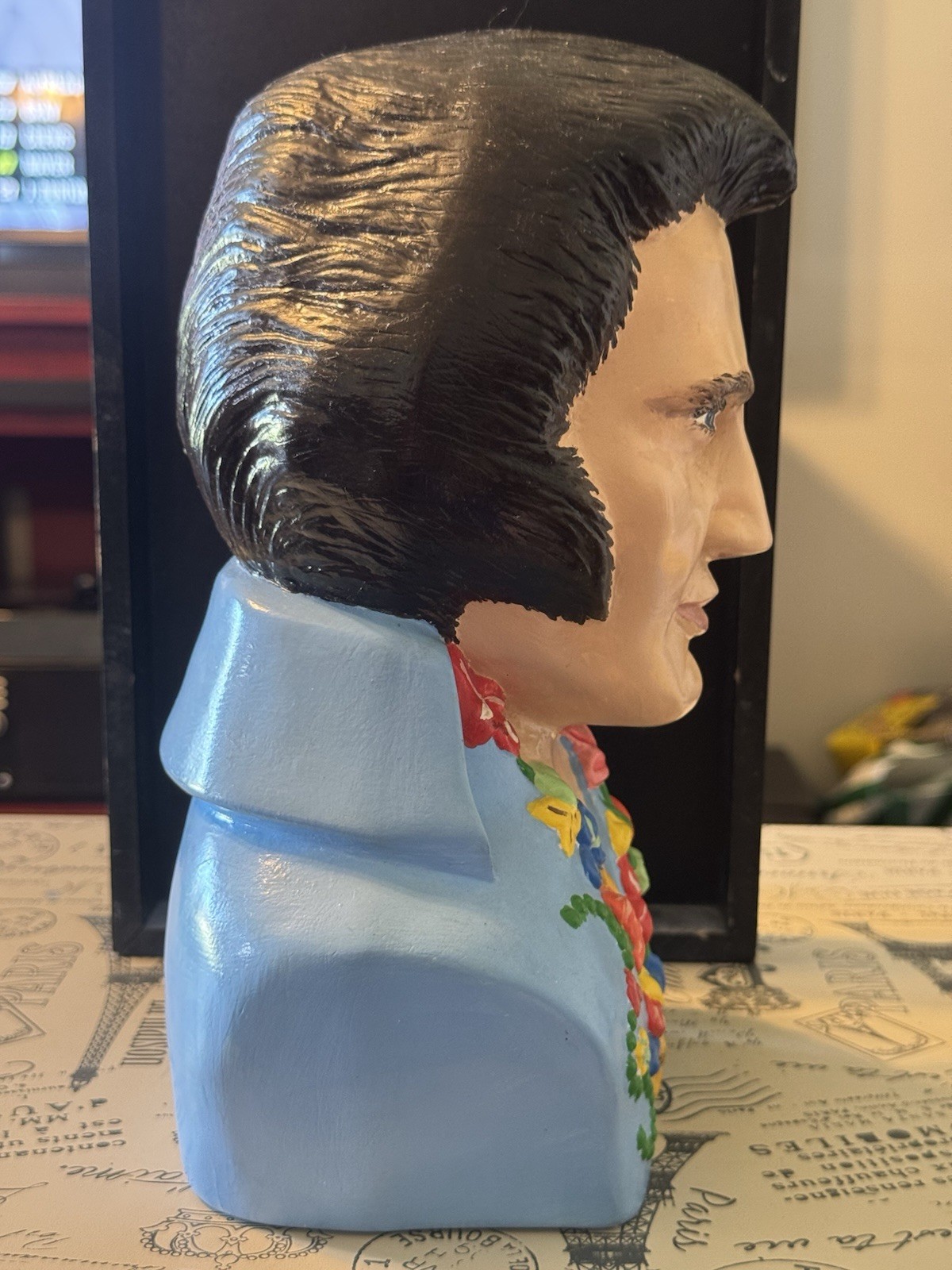 Vintage Hawaiian Elvis Presley Painted Ceramic Bust Sunrise Mold Co. 1977
