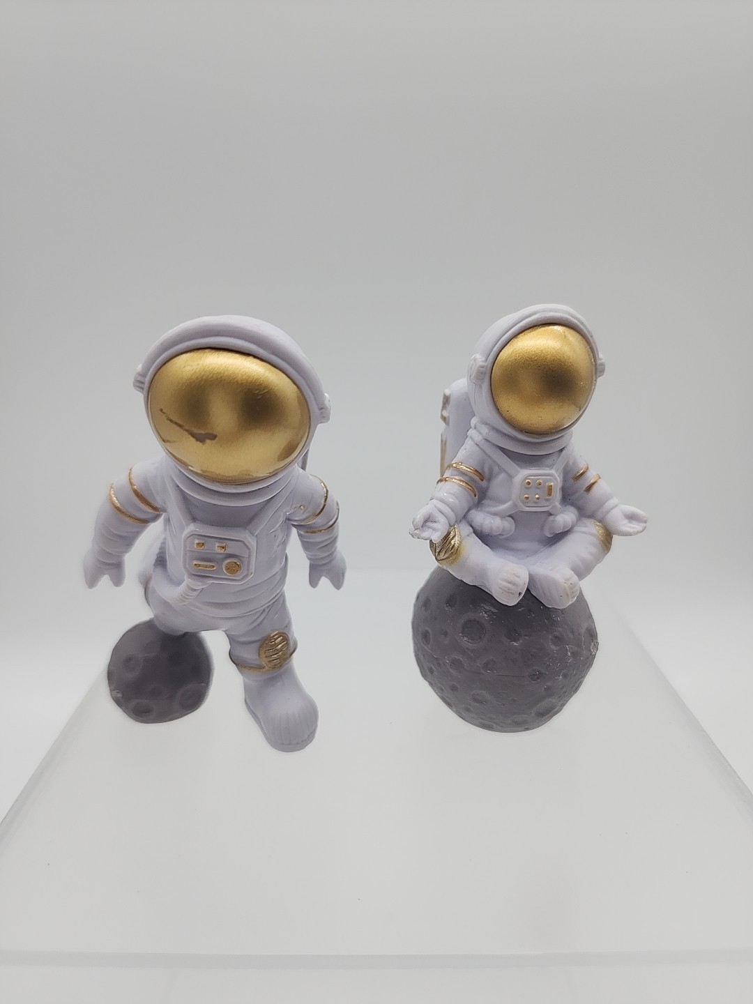 Astronaut Figurine Set White Gold Decorative Statues Space Theme Home Decor