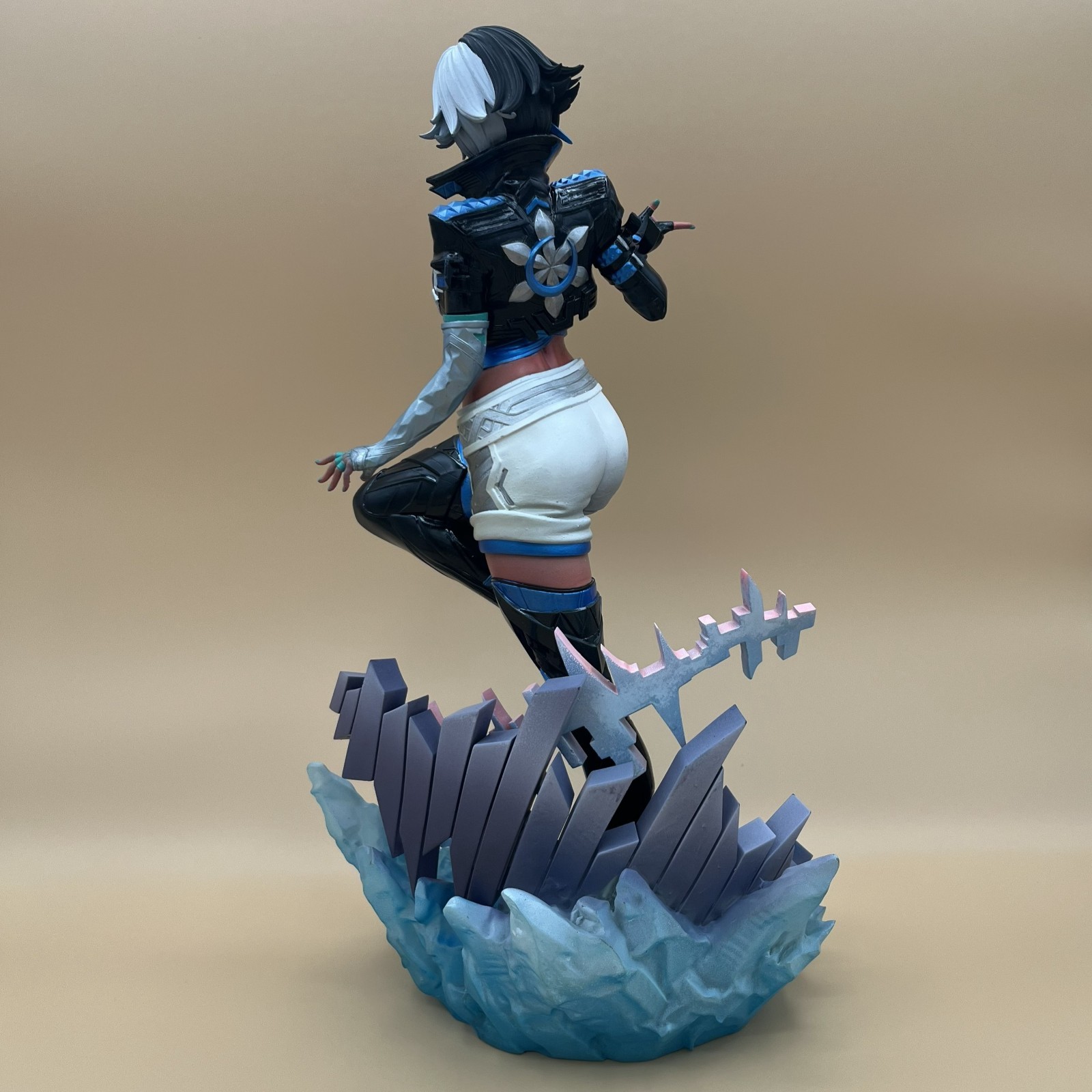 Luna Snow Marvel Rivals Hand‑Painted Figurine/Statue/Model/Shelf/Room Decor