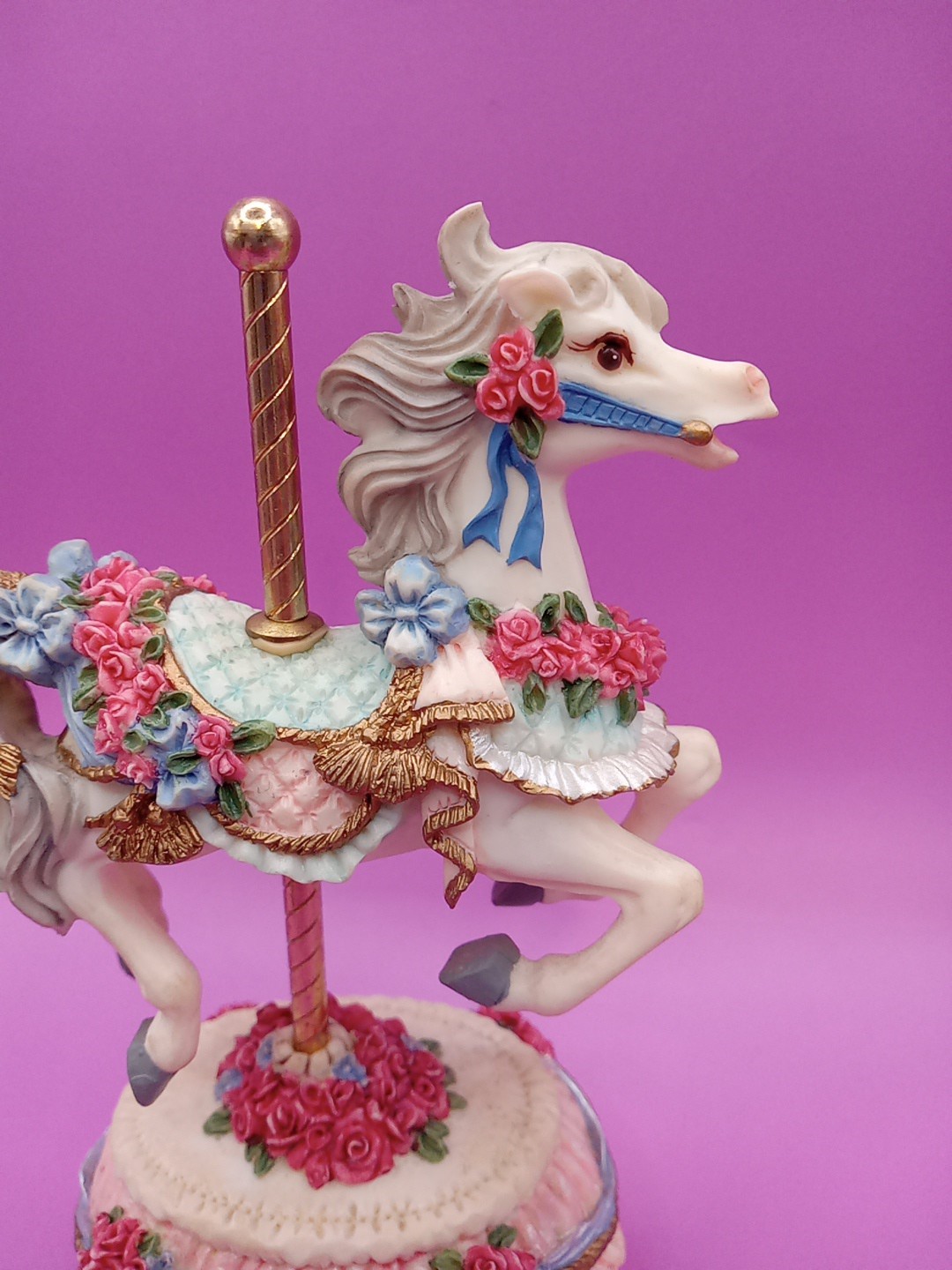 HERITAGE HOUSE Carousel Horse Figure “YESTERDAY” Melodies County Fair Collection