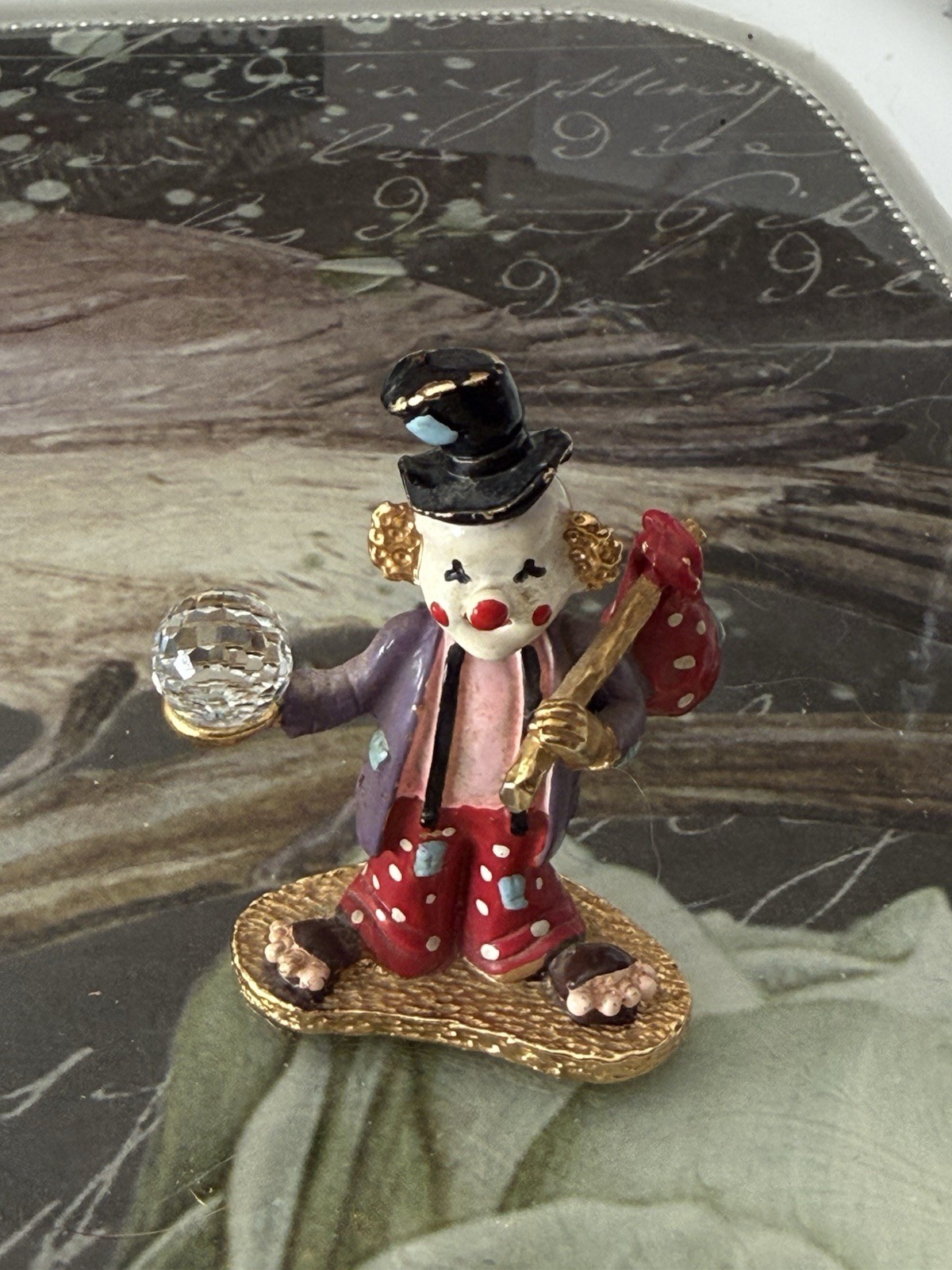 Spoontiques Pewter Clown Swarovski Crystal Ball miniature figurine KM439