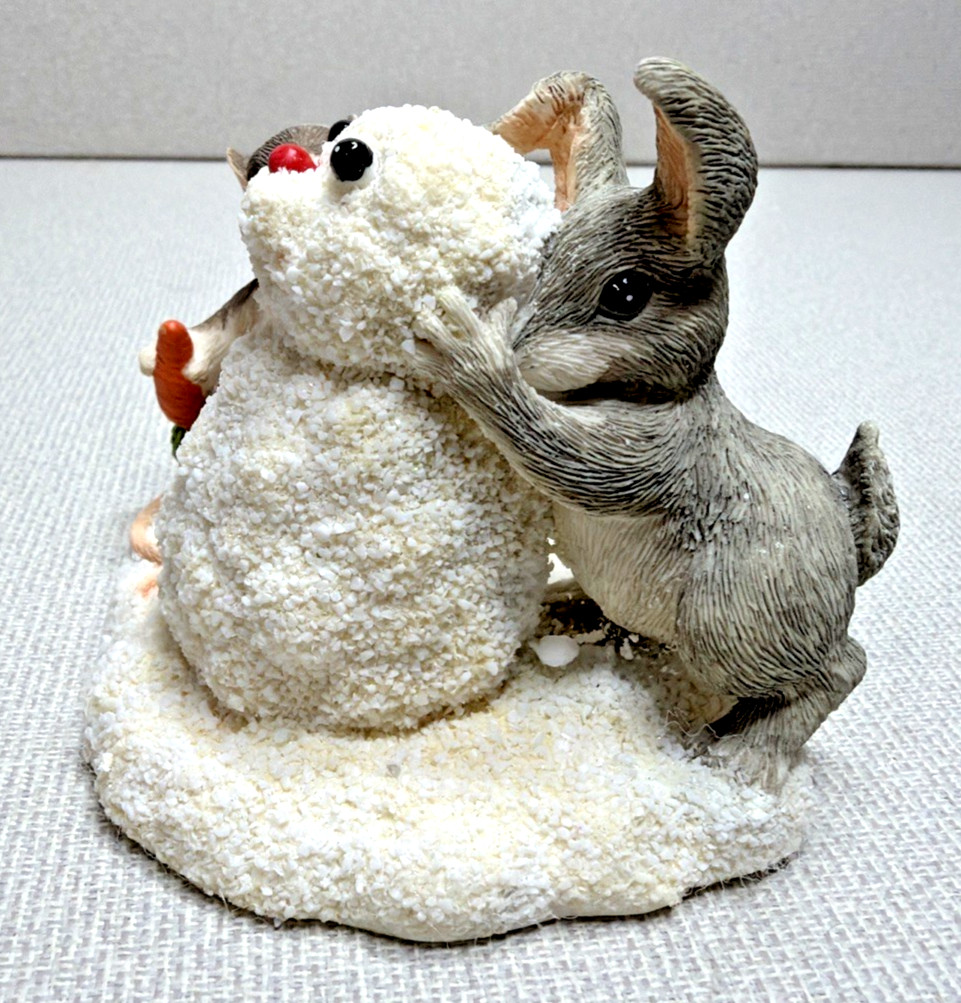 Charming Tails “Building A Snowbunny” – Item 87/692 – Silvestri/ Fitz & Floyd