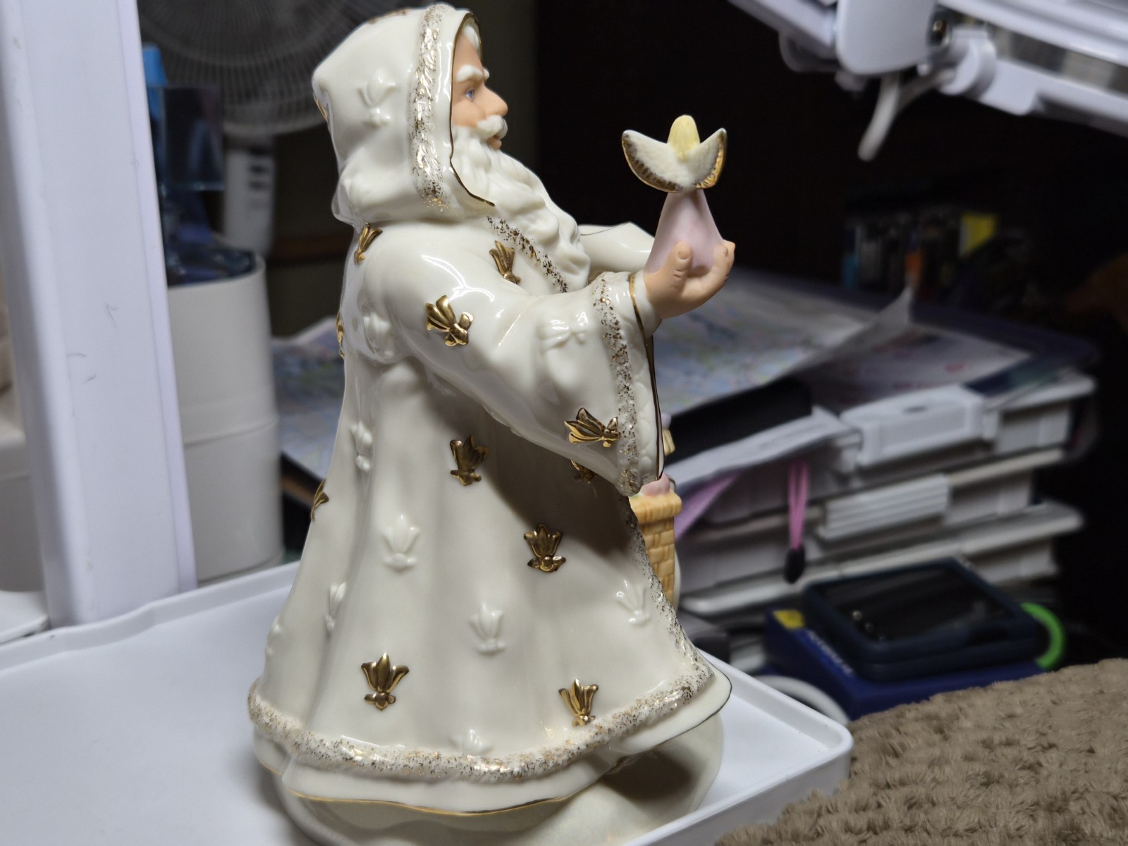 The Lenox Classic Pere Nole Santa Sculpture NO LONGER AVAILABLE FROM LENOX VERY