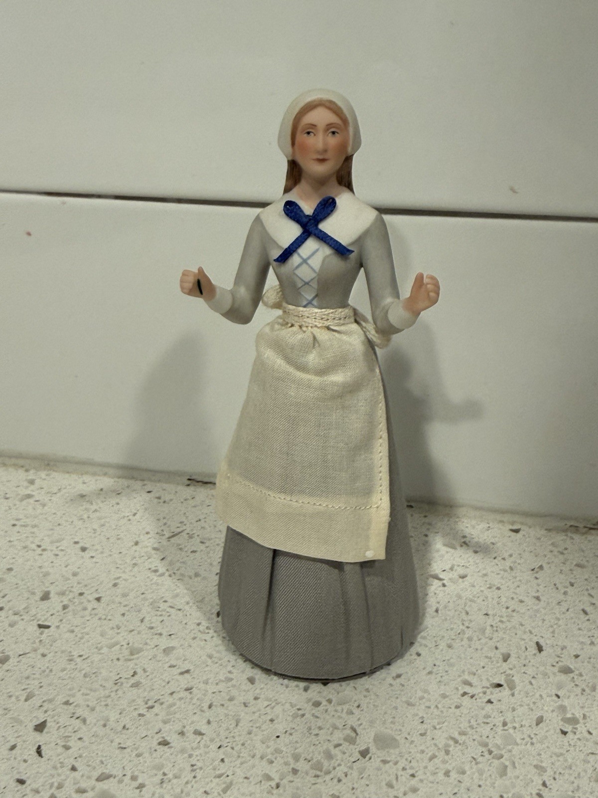 PRISCILLA ALDEN Doll Great American Women United States Historical Society #5133